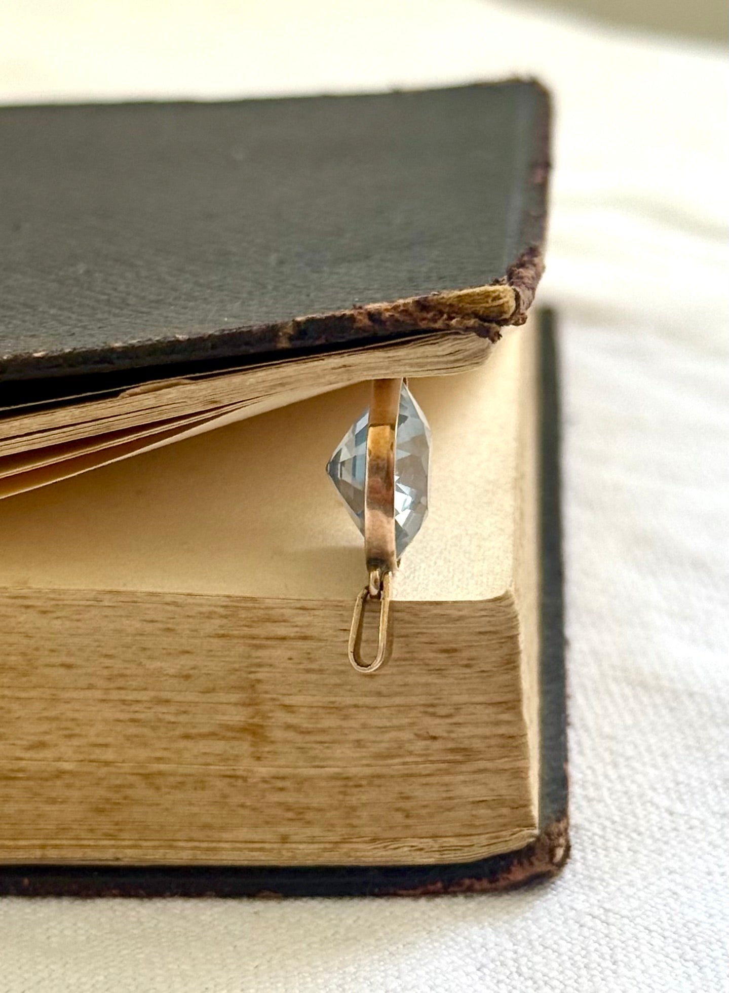 .375 6.94ct Aquamarine Bezel set modernist gold pendant