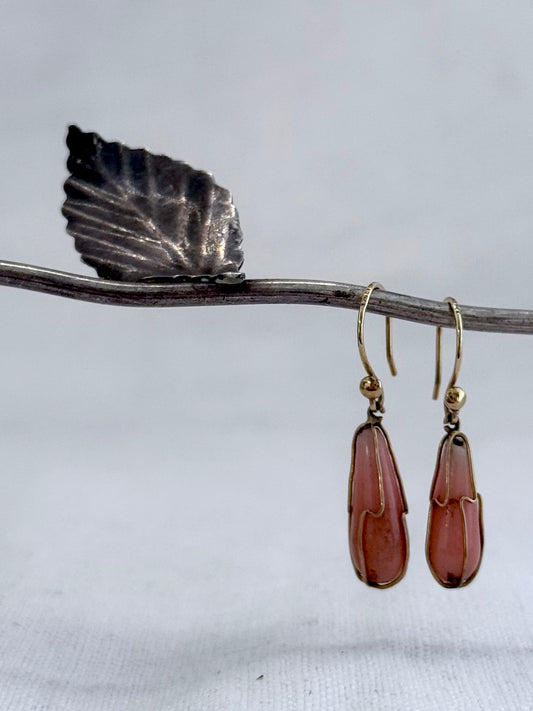 .1920s .375 Angel Skin antique Coral teardrop gold caged drop earrings
