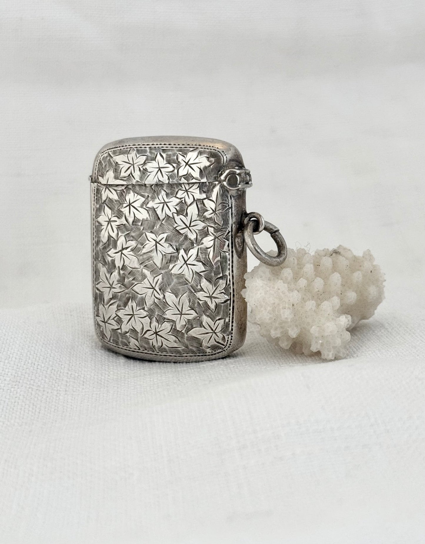 .1901 .925 antique Birmingham silver hallmarked Edwardian ivy leaf sterling silver Vesta Match case Match safe pendant locket