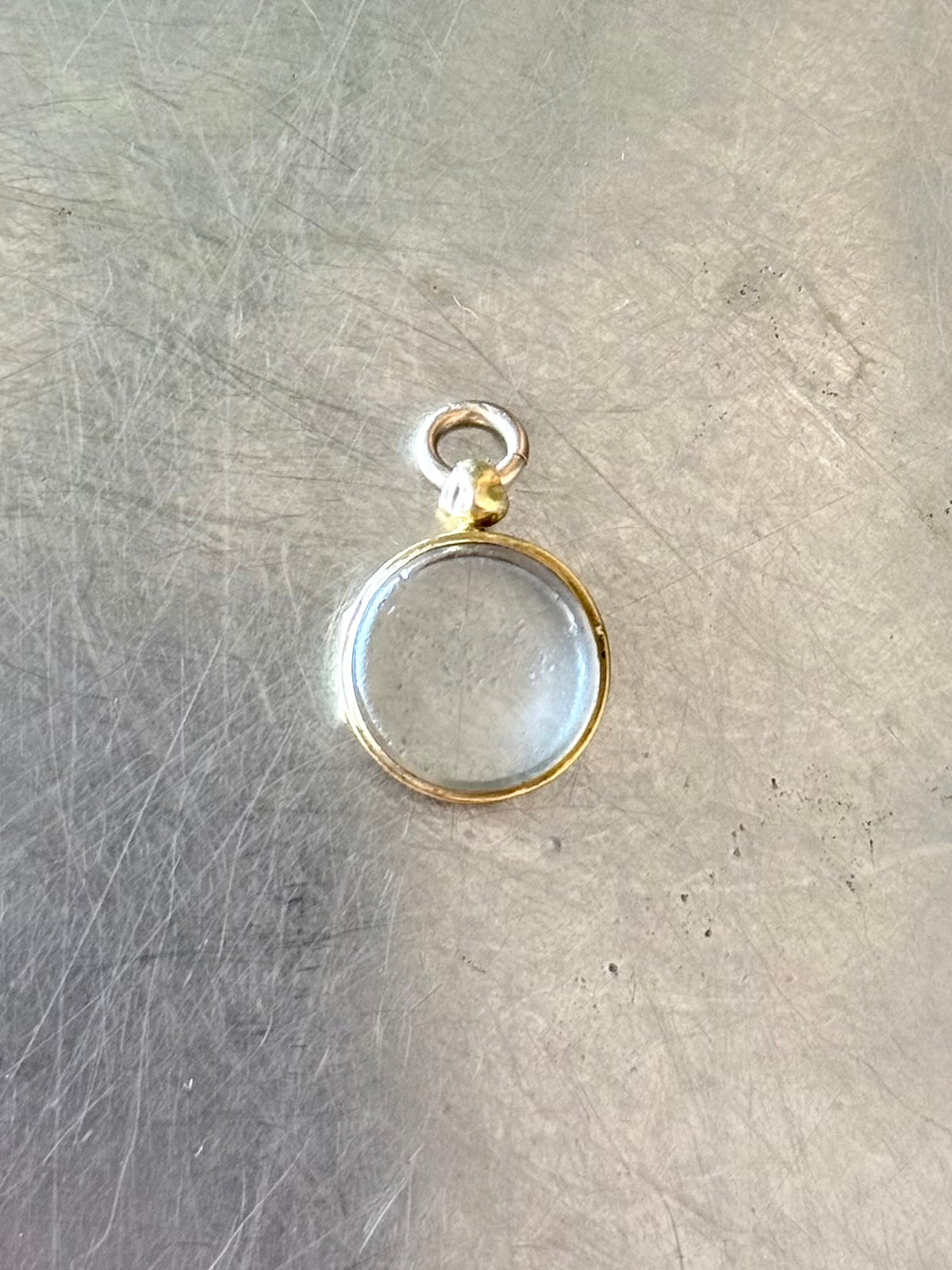 .14ct .1900 antique tiny rare find high carat gold and double sided glass shaker locket