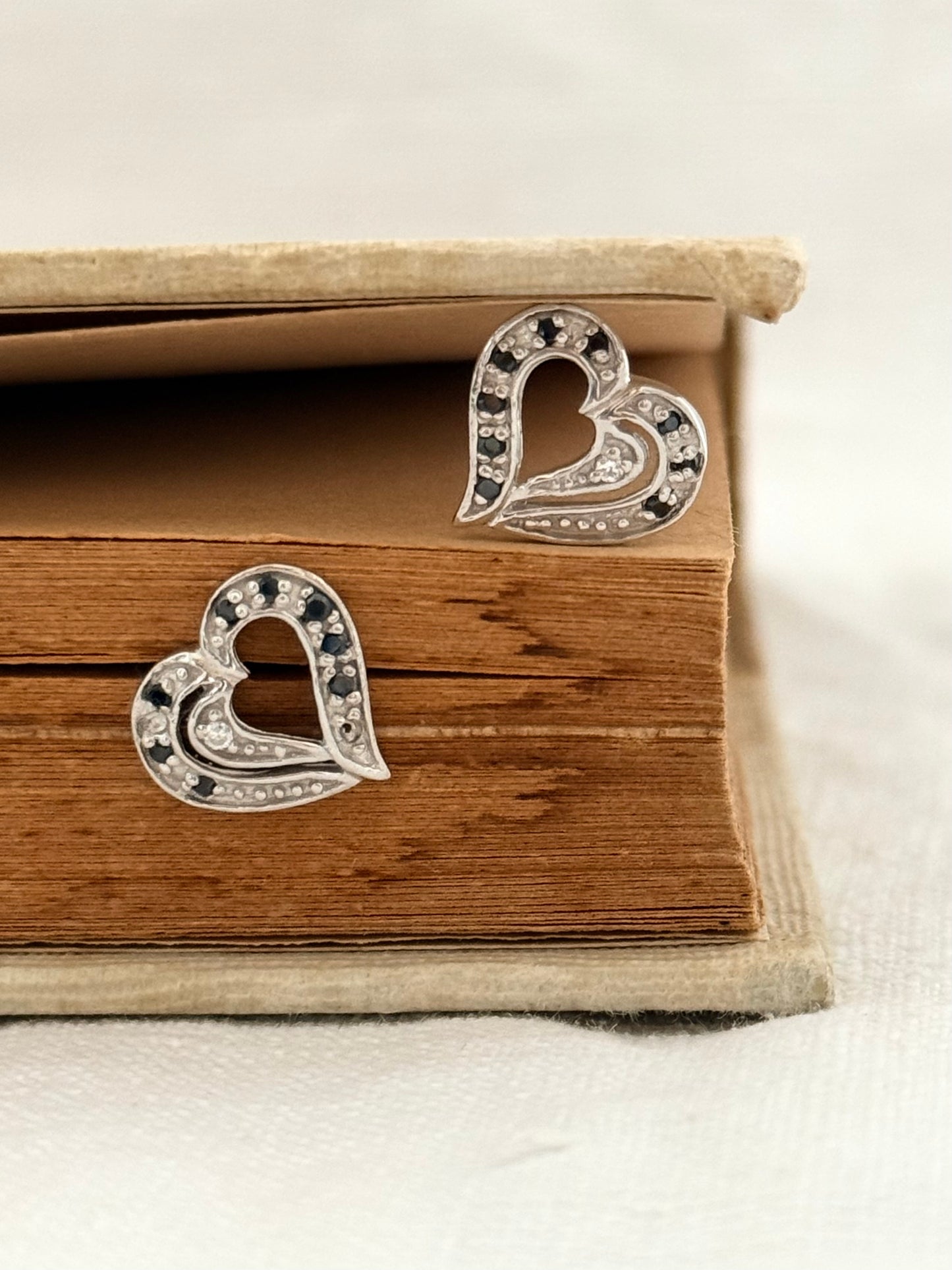 .925 heart love token blue and white stone sterling silver heart post stud earrings