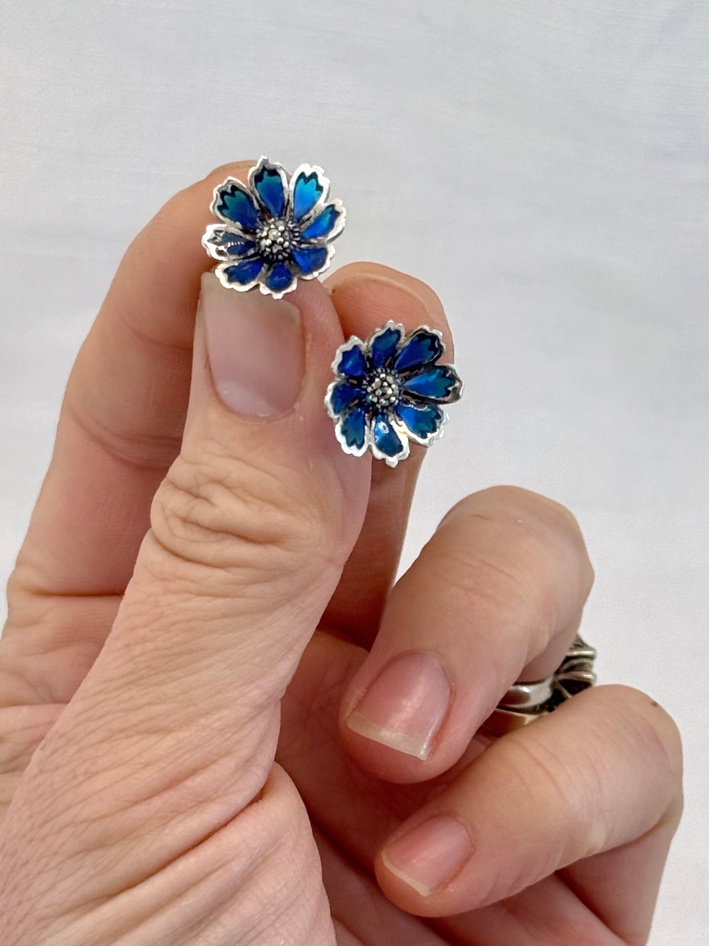 .1990s .925 silver and Plique a Jour enamel Daisy Marcasite gemstone post stud push in earrings