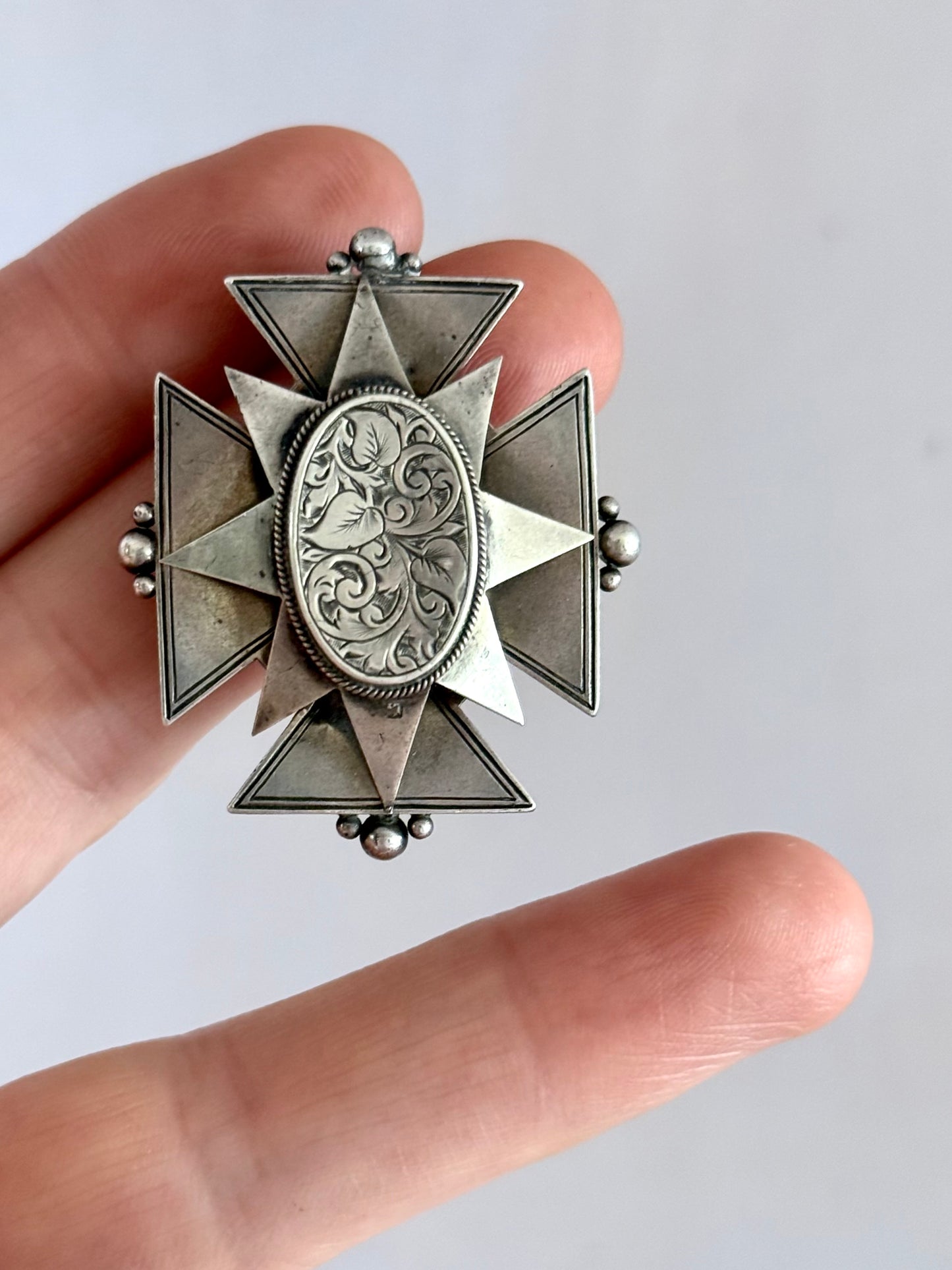 .1887 .925 Victorian silver maltese cross rare hallmark sterling silver brooch locket heirloom treasure