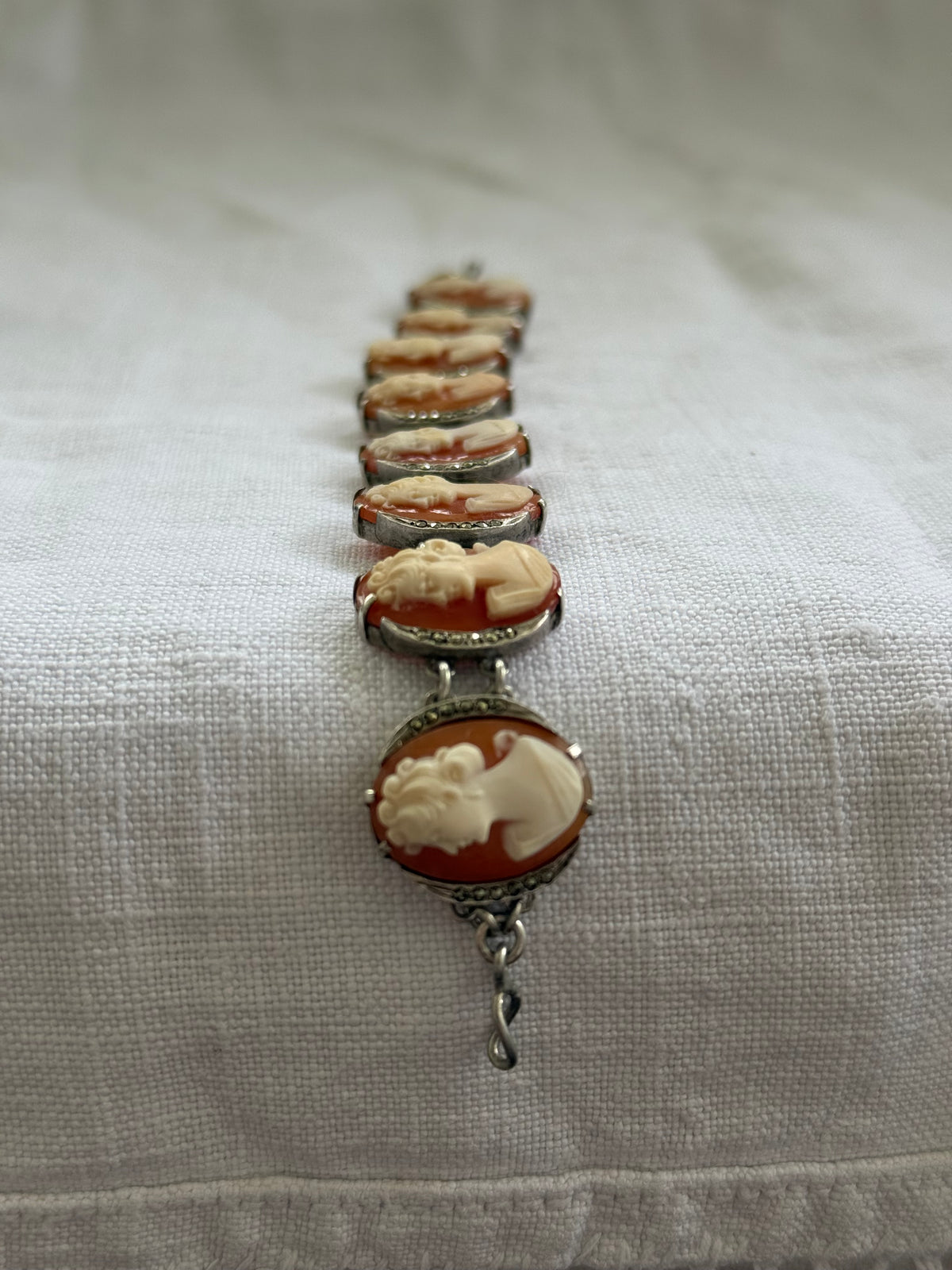 .1930s .1940s .925 artisan made fine multi cameo hand carved panel link collector fine silver bracelet