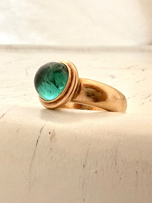 .1990s .375 .4 carat large exceptional green Tourmaline 9ct gold modernist precious green gemstone dress ring