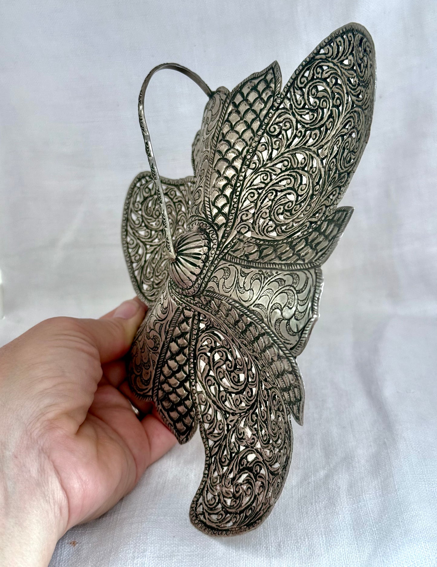 .1900 antique Indian Kashmiri solid silver Bon Bon Sweetmeats Chinar Leaf dish bowl