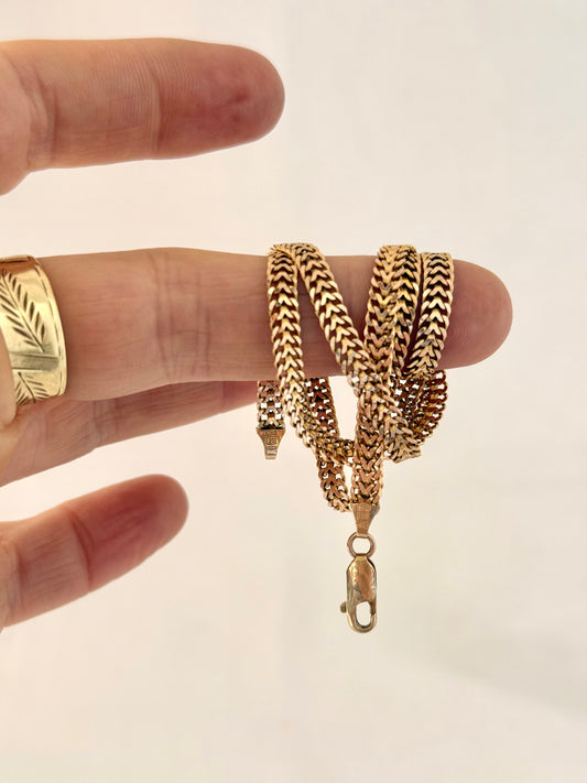 .1970s .375 .42cm long .9ct gold modernist Italian flat Franco link track link luxury classic yellow gold chain necklace