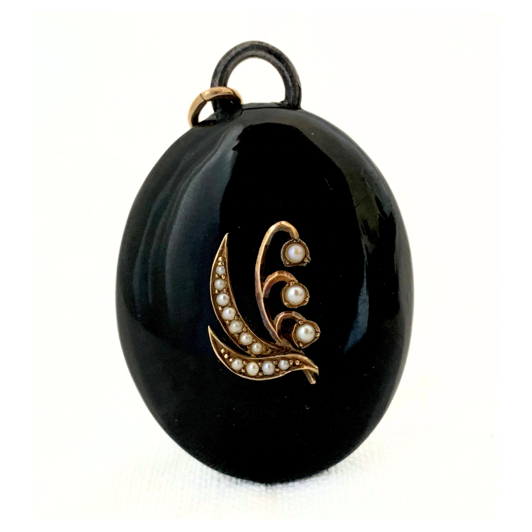 .1870s .1880s antique Victorian era rare and gorgeous natural Pearls and French Jet gold detailed Mourning locket pendant