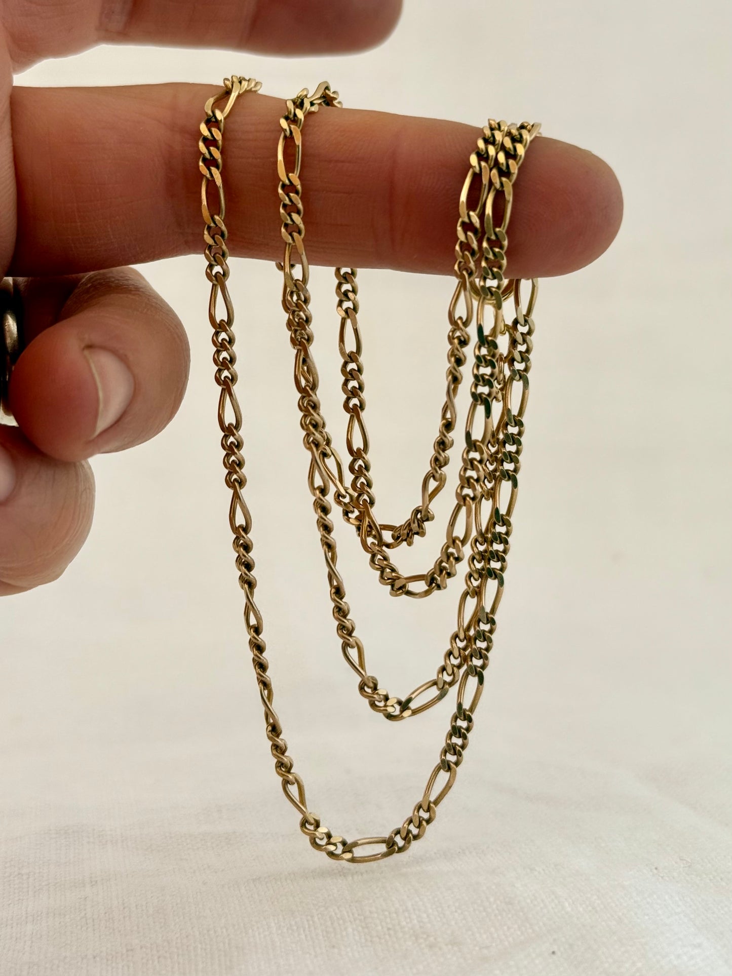 .1970s .375 .60cm long .9ct gold buttery gold retro Figaro gold chain classic well sized Figaro chain link necklace