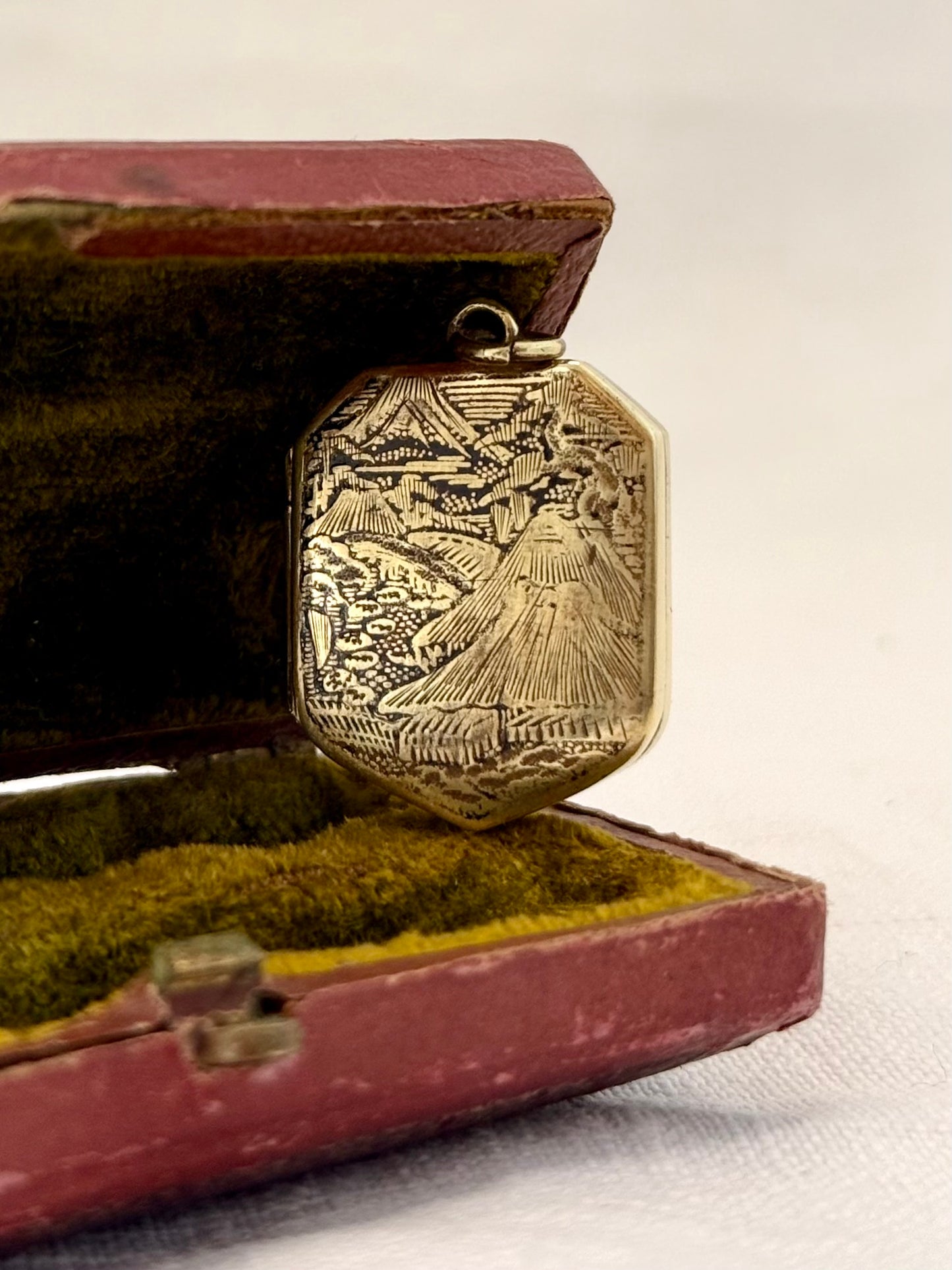 .1880s .1890s Antique rare and desirable Japanese Bronze Gold enamel Shakudo inlay artisan pendant locket