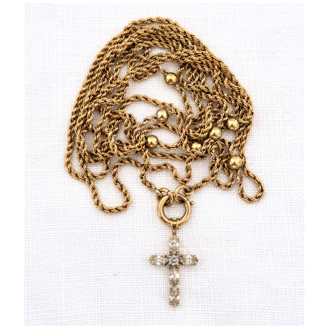 .375. .9ct luxury Cross faith token clear gemstone pendant