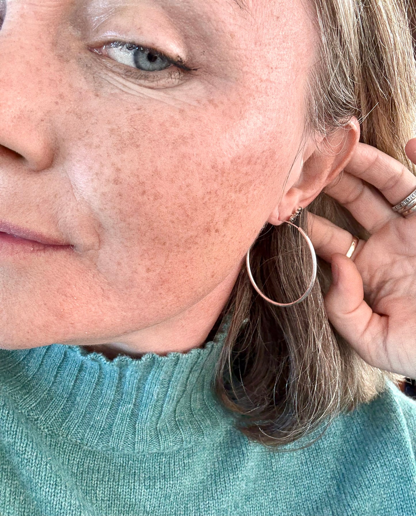 .925 large and gorgeous hollow hoop sterling silver statement circle hoop earrings.