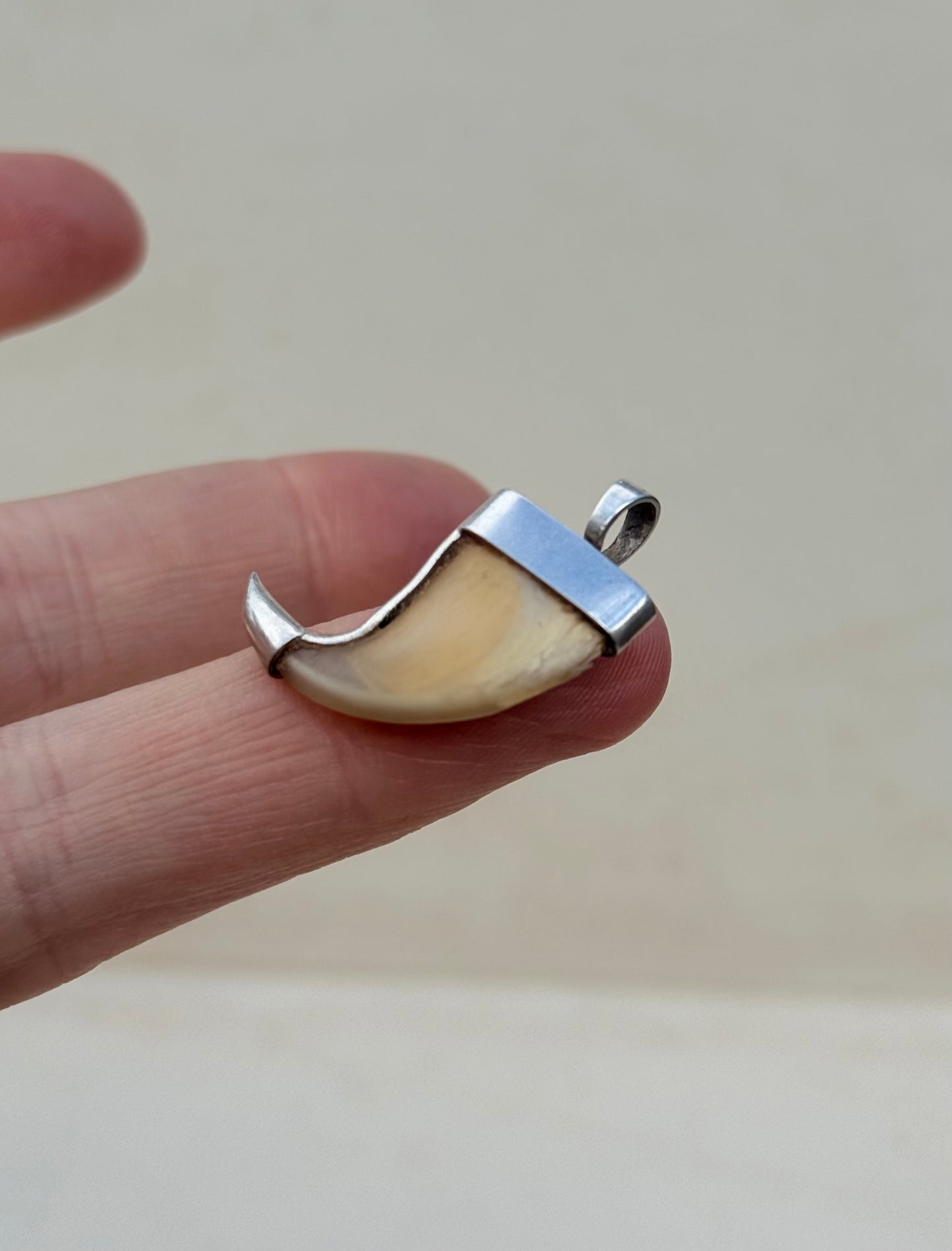 .925 silver Victorian revival lion claw pendant