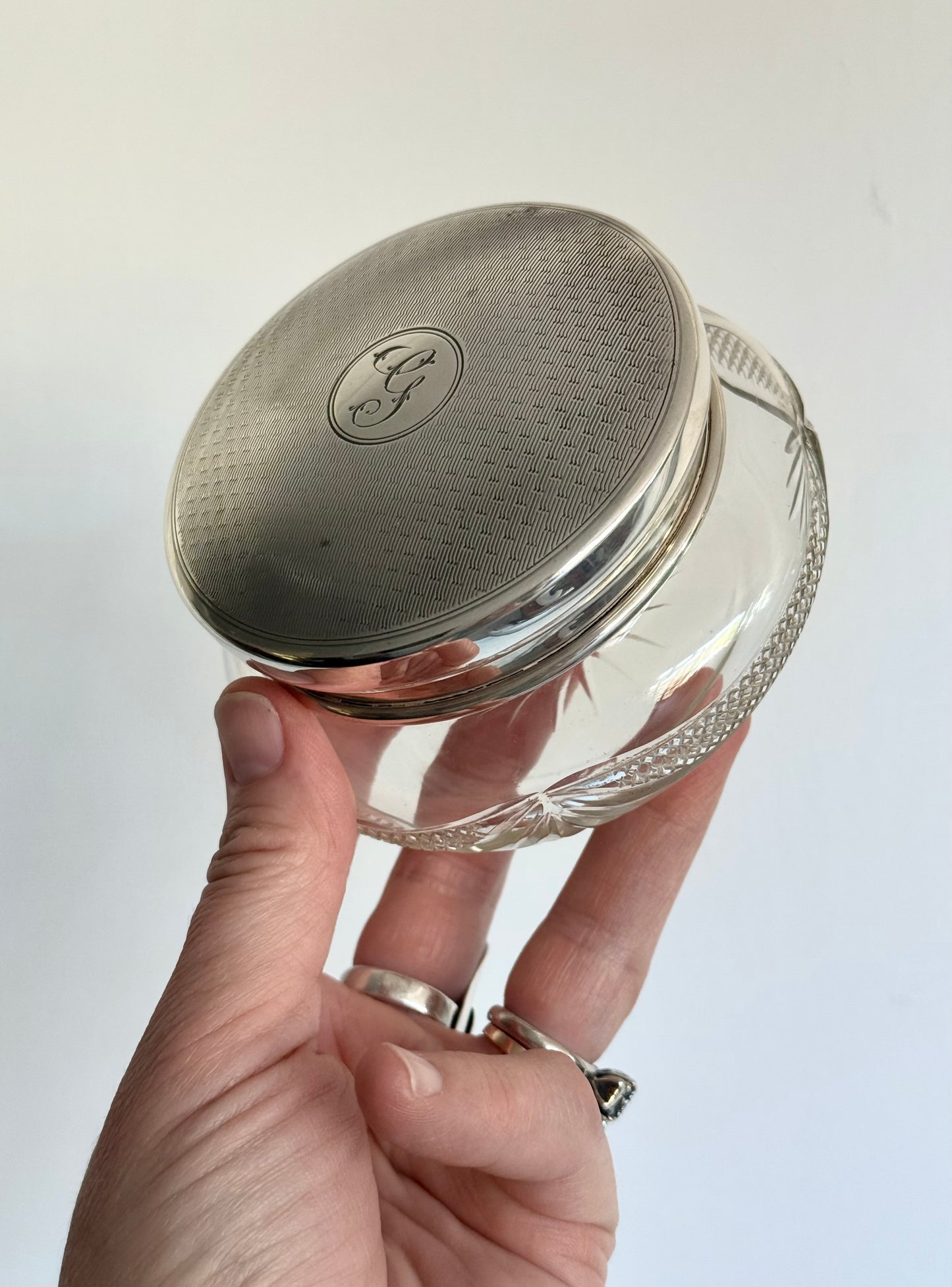 .1929 .925 antique Art Deco fancy engraved engine turned round pressed pattern bubble glass sterling silver lidded vanity powder bowl jar