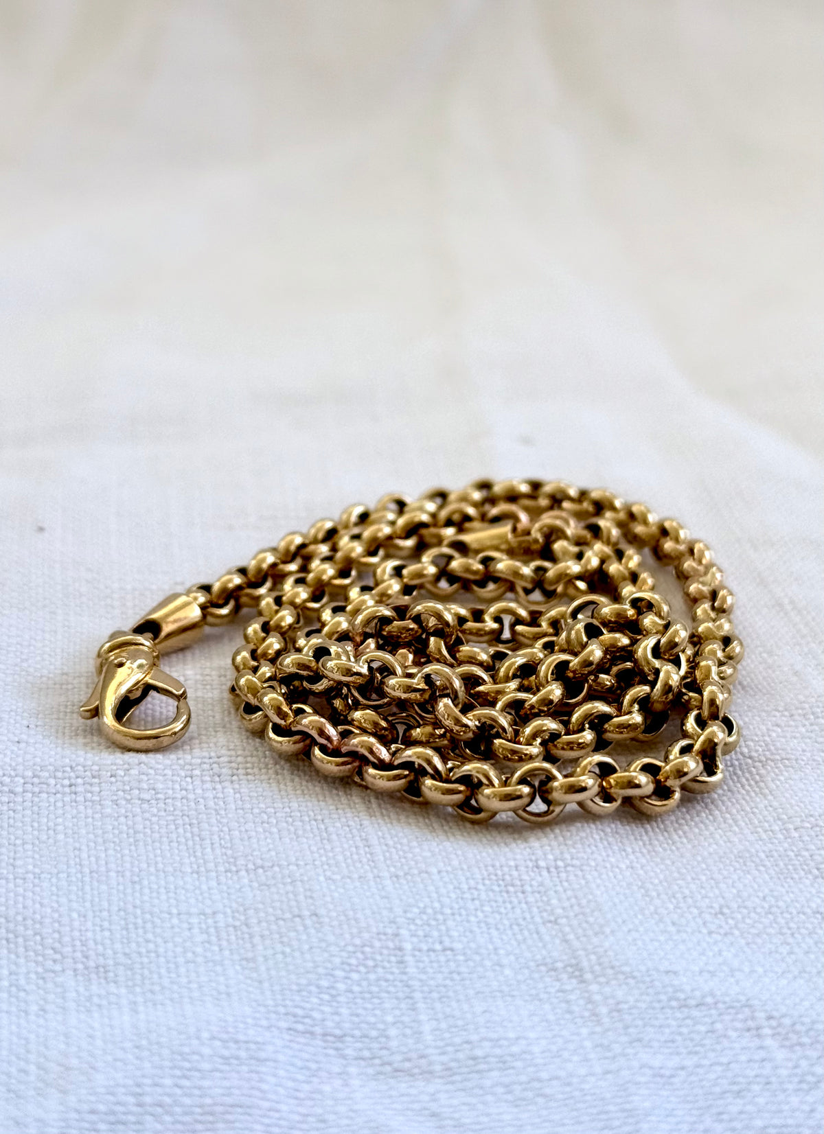 .1980s .1990s .375 classic gold luxury Italian rolo modernist chunky yellow 9ct gold thick luxurious gold rolo round Italy UNOAERRE designer cable chain necklace