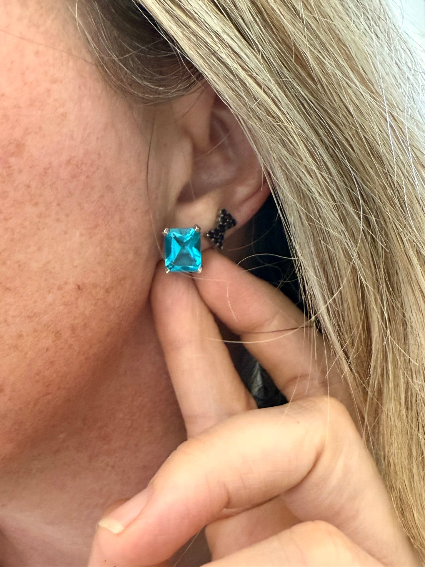 .925 1990s blue gemstone modernist large rectangular post stud modern sterling silver earrings