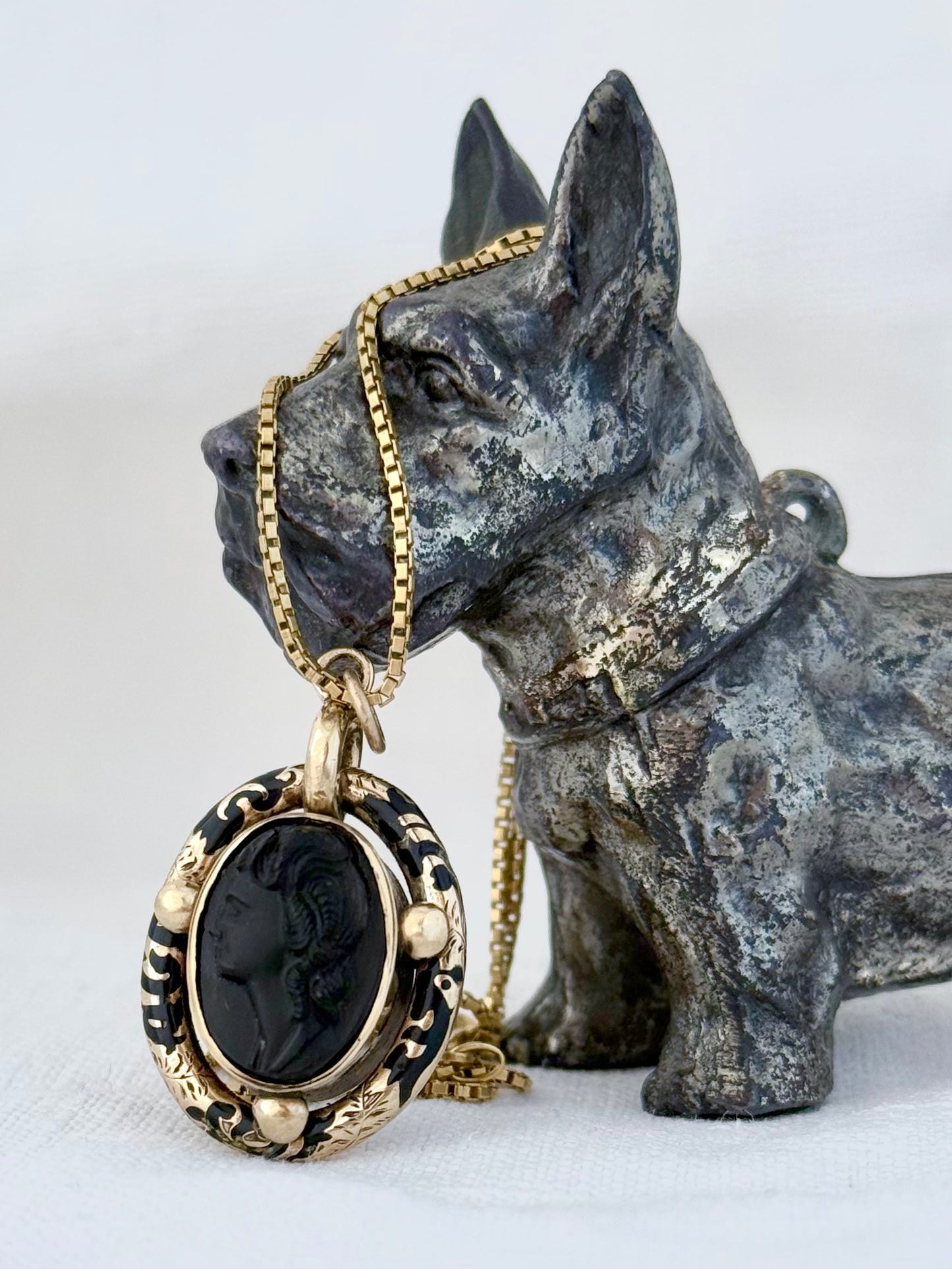 .1800s 1850s .375 .9ct antique Victorian gold and enamel French Jet and Shell carved Cameo pendant