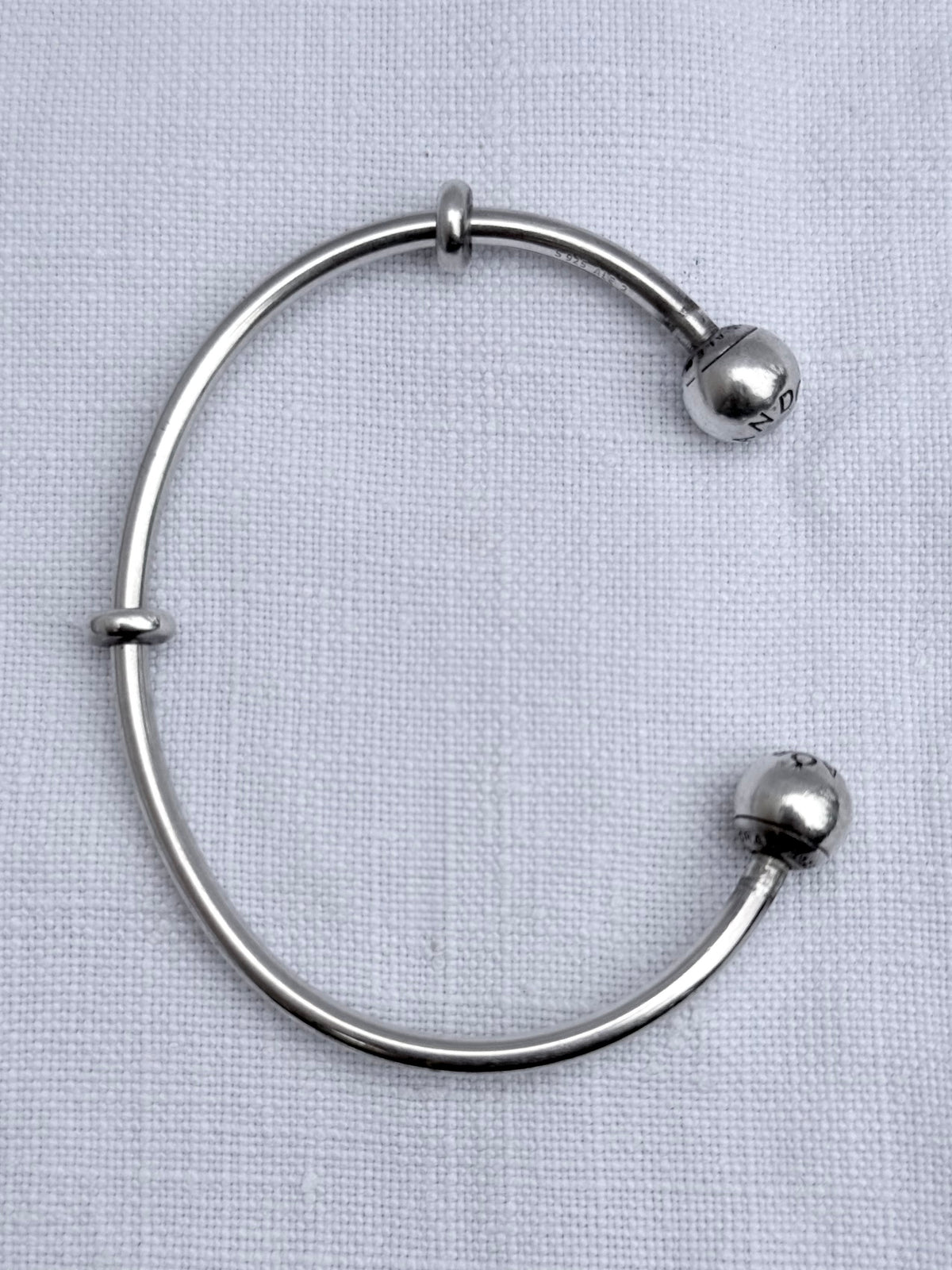 .925 classic Pandora Moments open ended cuff sterling silver designer cuff bangle