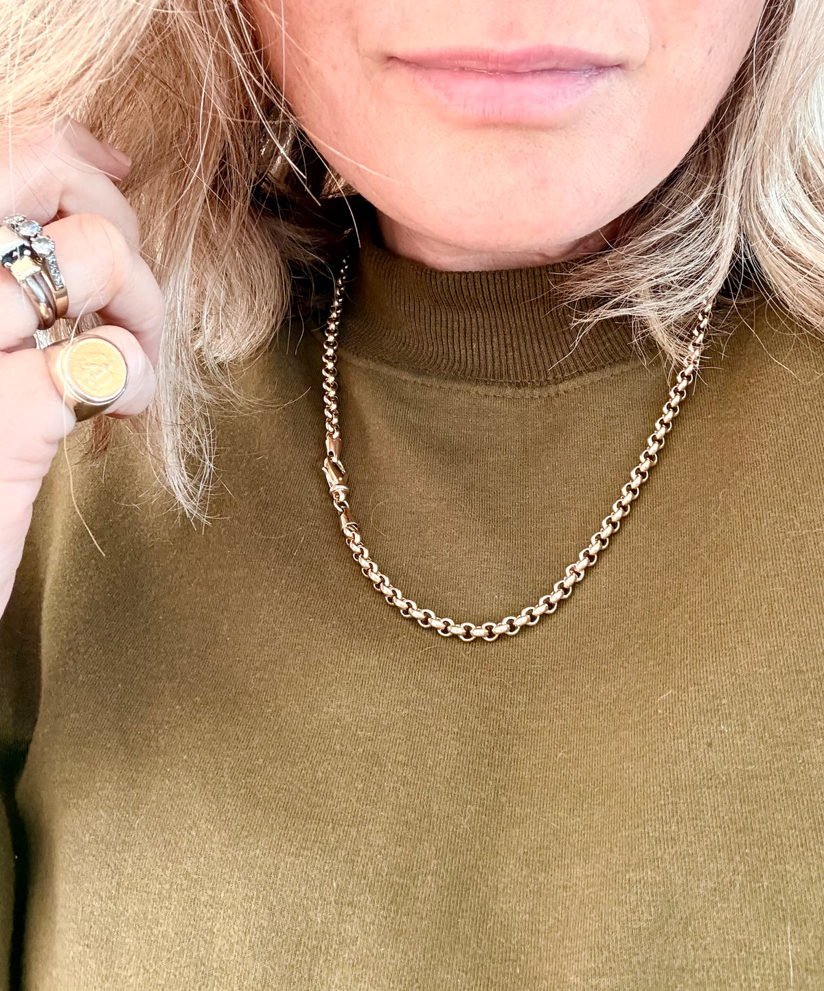 .1980s .1990s .375 classic gold luxury Italian rolo modernist chunky yellow 9ct gold thick luxurious gold rolo round Italy UNOAERRE designer cable chain necklace