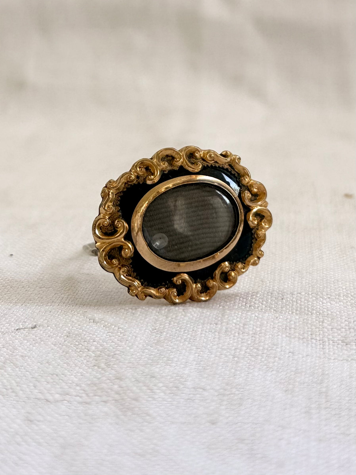 .1850s .1870s antique Victorian mourning hair work enamel heirloom brooch