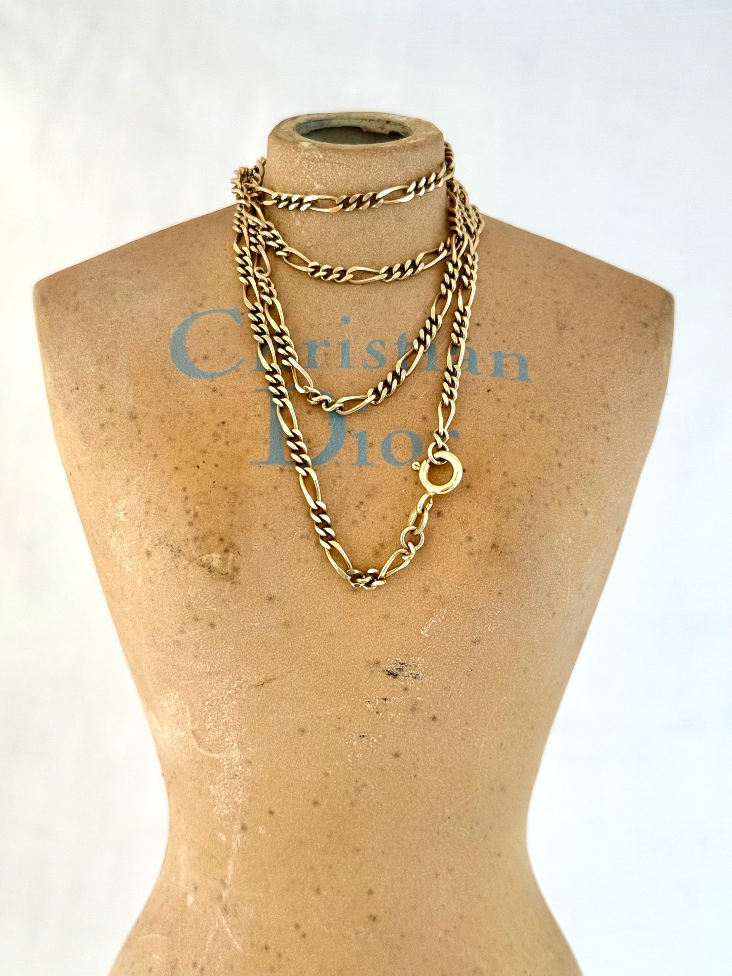 .1970s .375 .60cm long .9ct gold buttery gold retro Figaro gold chain classic well sized Figaro chain link necklace