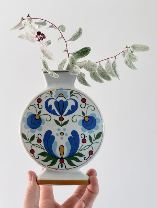 .1960s .1970s Poland Lubiana floral folk art vintage porcelain vase