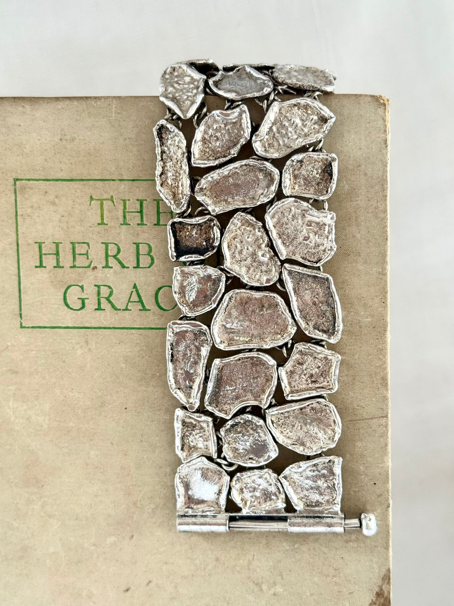 .1950s .925 Brutalist Modernist chunky silver hand made free form wide solid silver accent panel bracelet