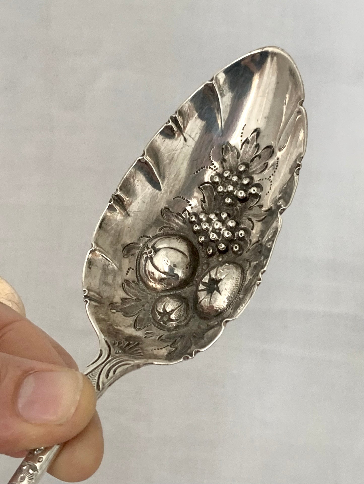 .925 1808 Georgian era sterling silver hallmarked circa 1808 large Berry serving spoon