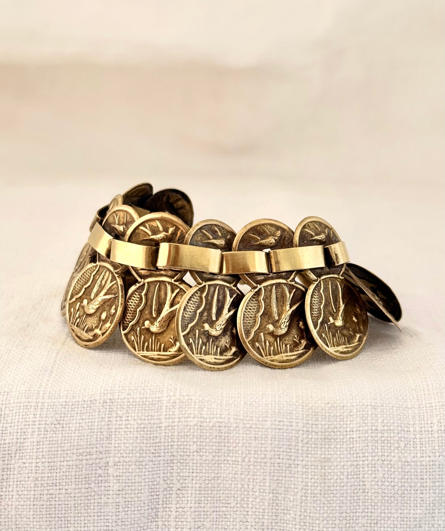 .1880s antique aesthetic movement book link Victorian Gold tone brass Swallow and Swift Sweetheart panel bracelet