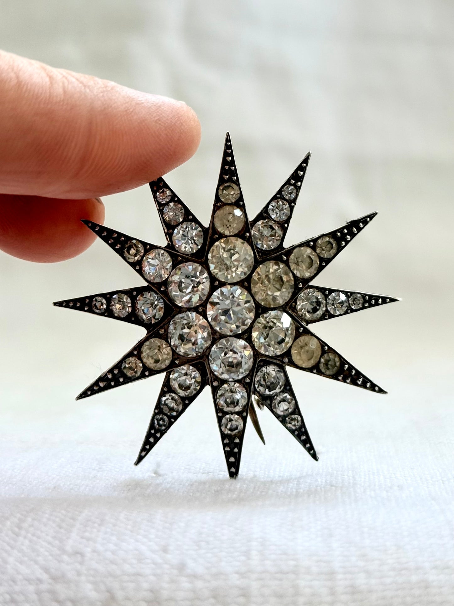 .1880s .1900s antique .900 silver Victorian Edwardian large Celestial starburst star bright hand cut paste gemstone true antique celestial star brooch