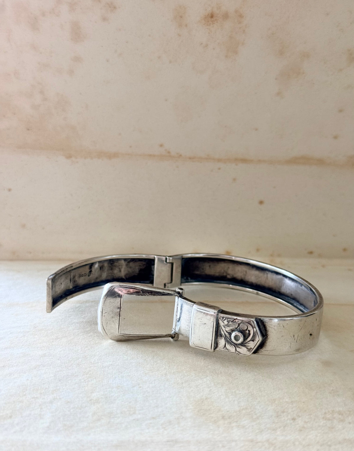 .1957 .925 Chester hallmarked silver Buckle symbolism rare Victorian revival silver clasp cuff sterling silver bangle