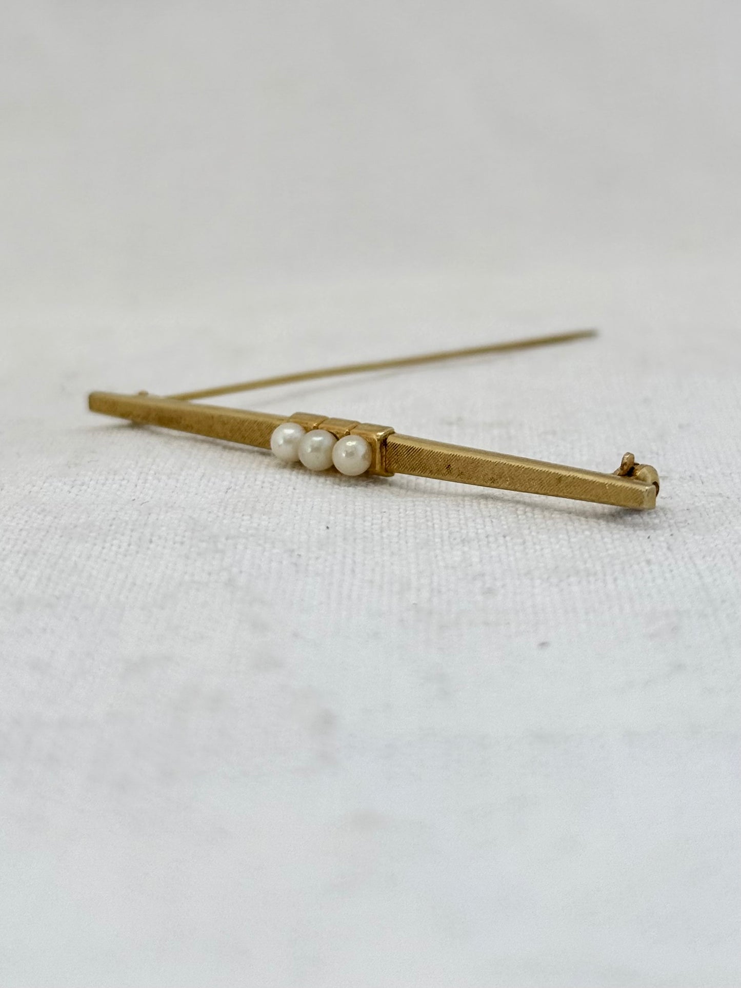 .1920s 3 pearl 375 Art Deco gold bar brooch by K&L Kordes & Lichtenfels German design team