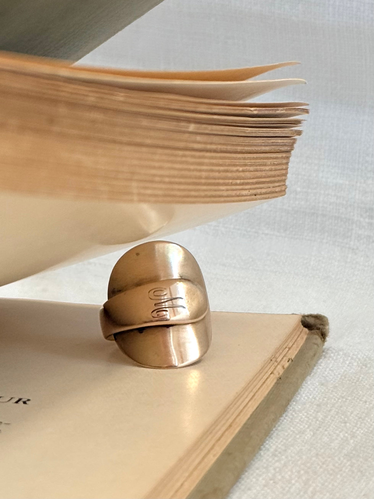 .1920s .375 .9ct solid rose gold rare treasure salt spoon signet ring