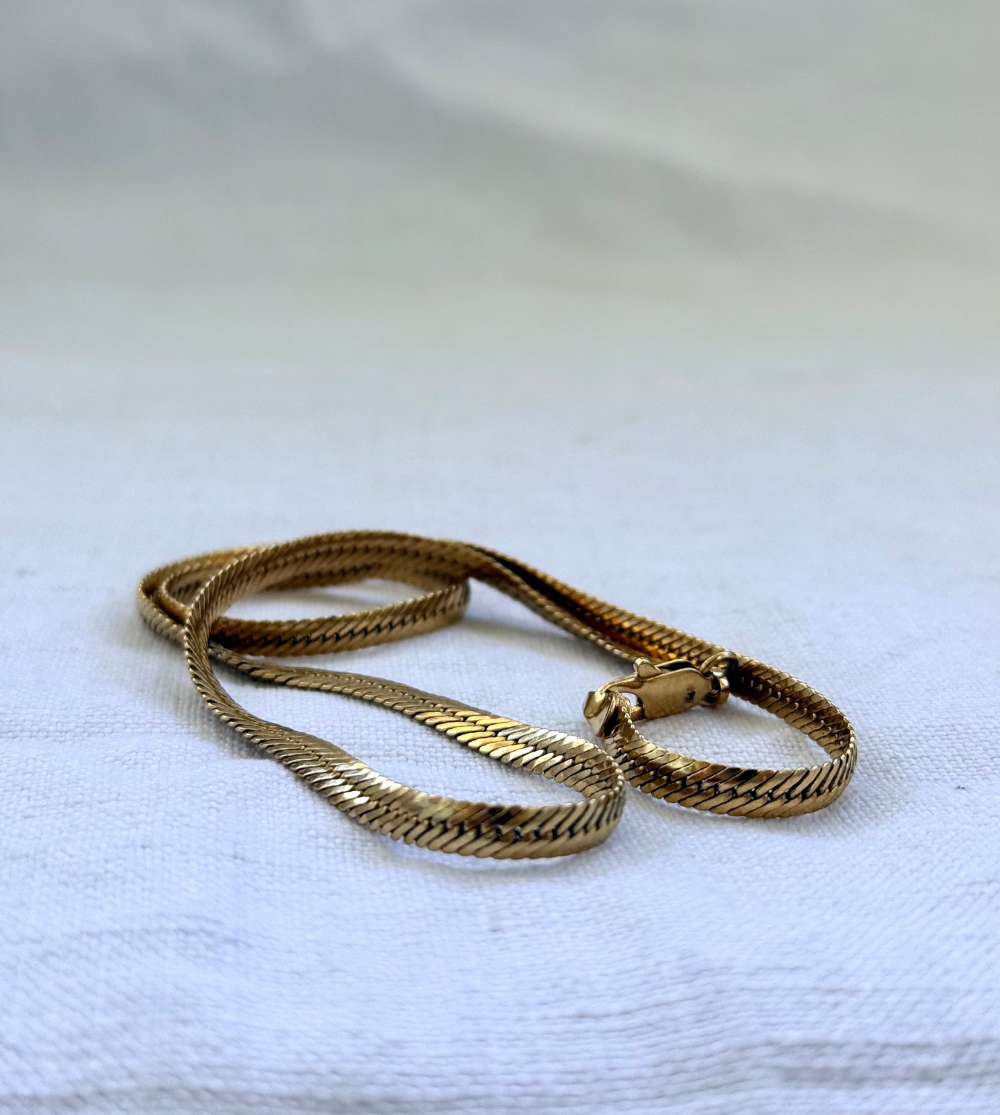 .1980s .375 .9ct gold modernist flat link solid luxury tight link flat link yellow gold classic snake chain link luxury 4mm wide gold chain necklace