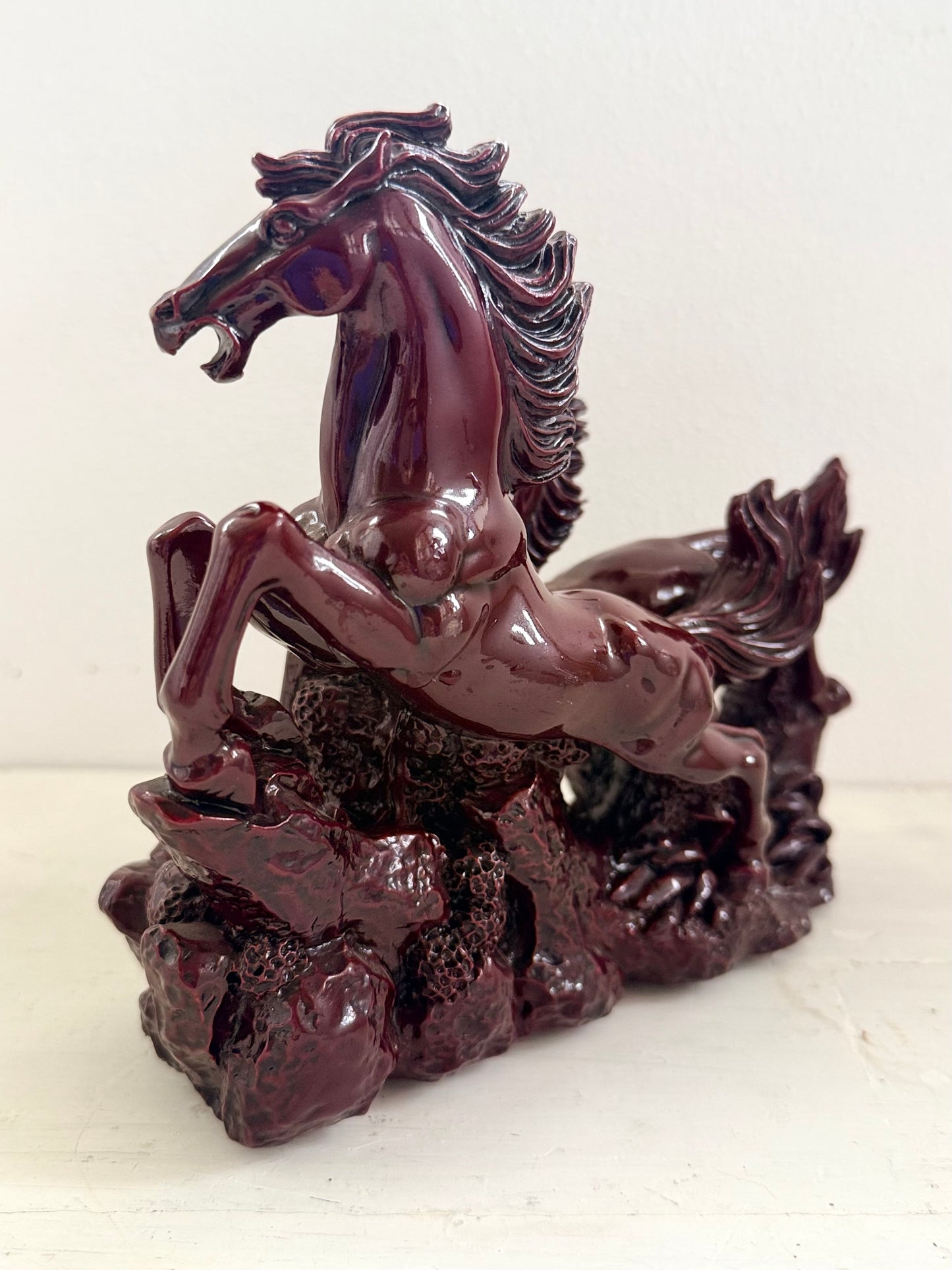 .1950s Chinese vintage red resin galloping running horses figurine statue in Feng Shui Style
