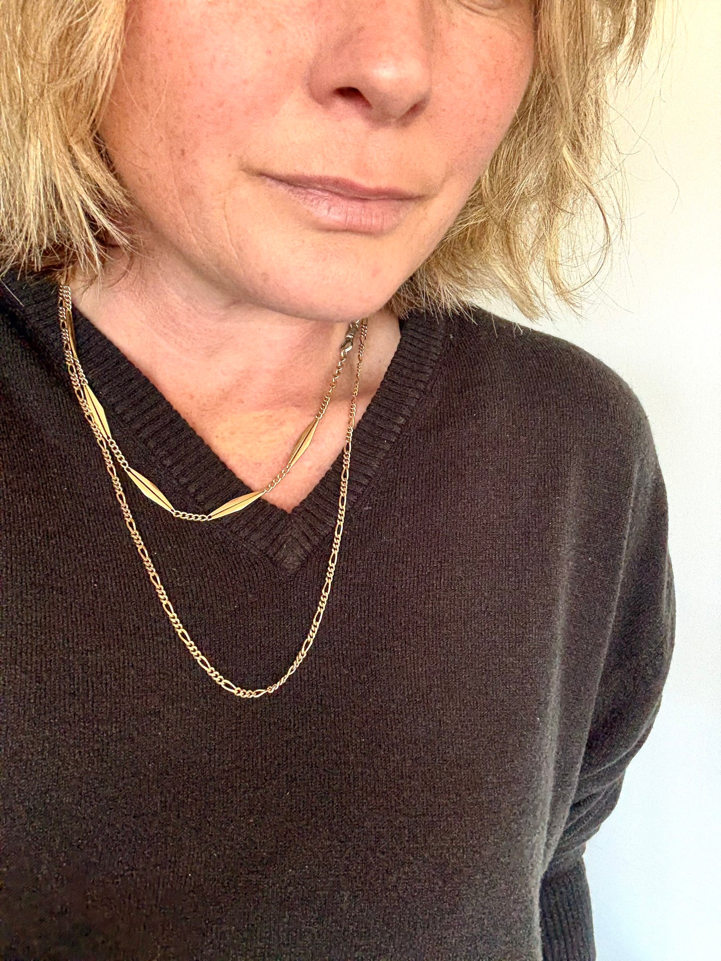 .1970s .375 .60cm long .9ct gold buttery gold retro Figaro gold chain classic well sized Figaro chain link necklace