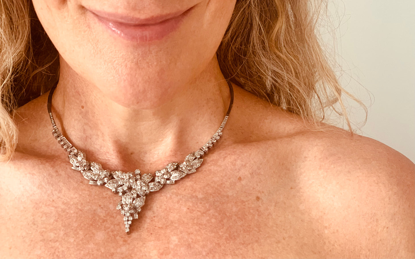 .165 diamonds .1920s 9 carat white gold diamond waterfall floral flower drop bib wedding bridal necklace