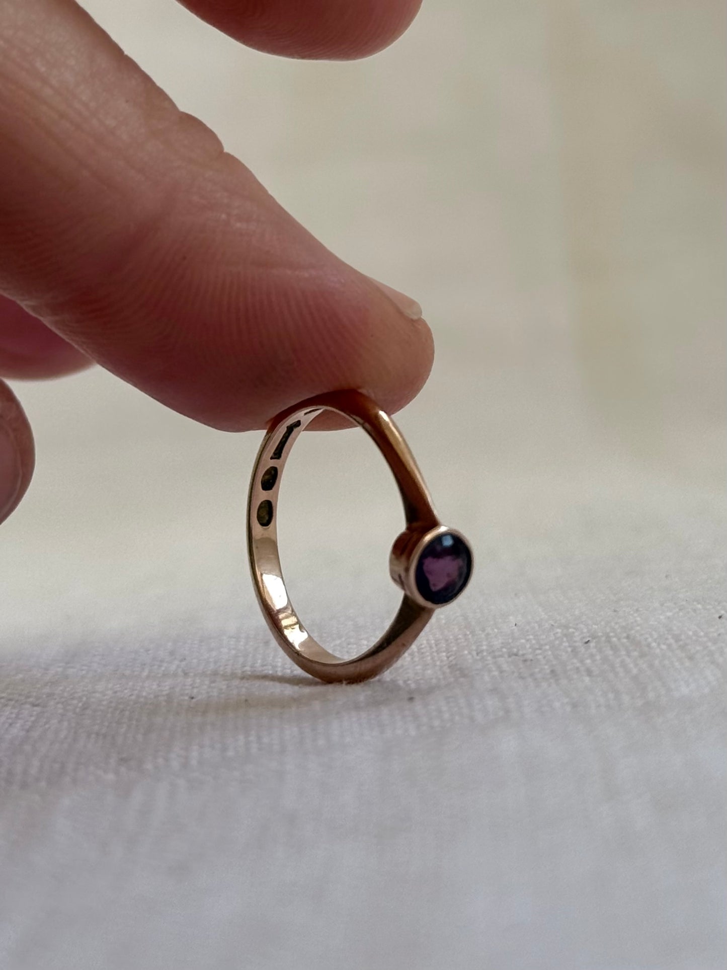 .1926 .375 .9ct Rose Gold Amethyst Art Deco era Antique dress ring