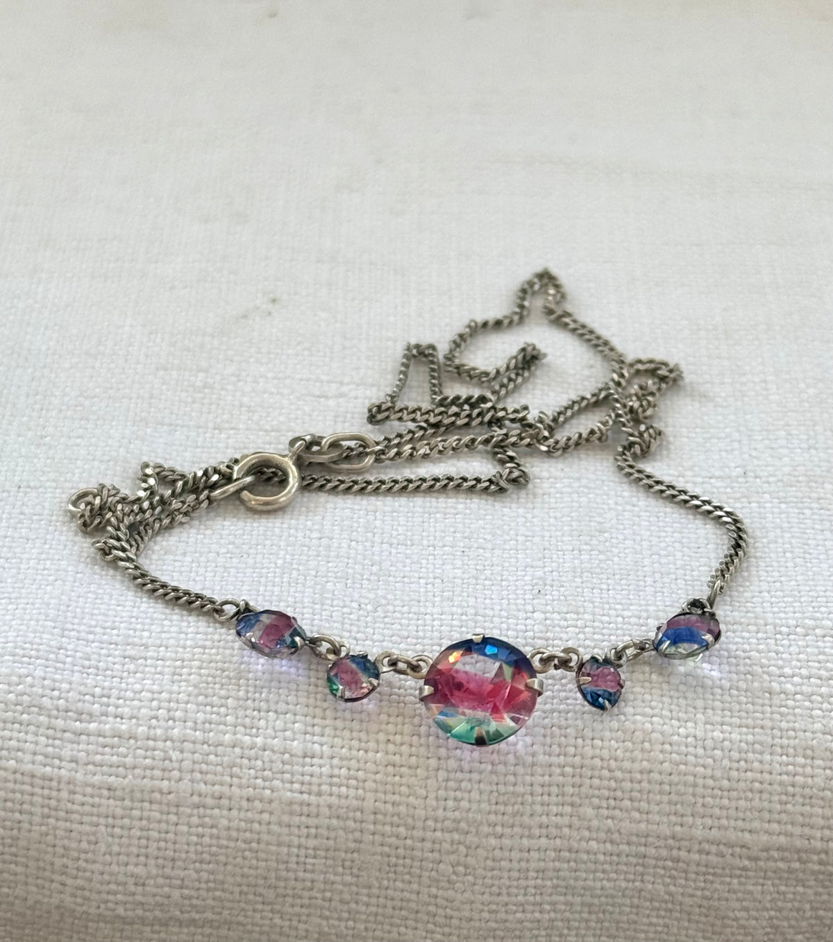 .1920s .1930s Art Deco Iris Glass Riviera .835 silver chain necklace