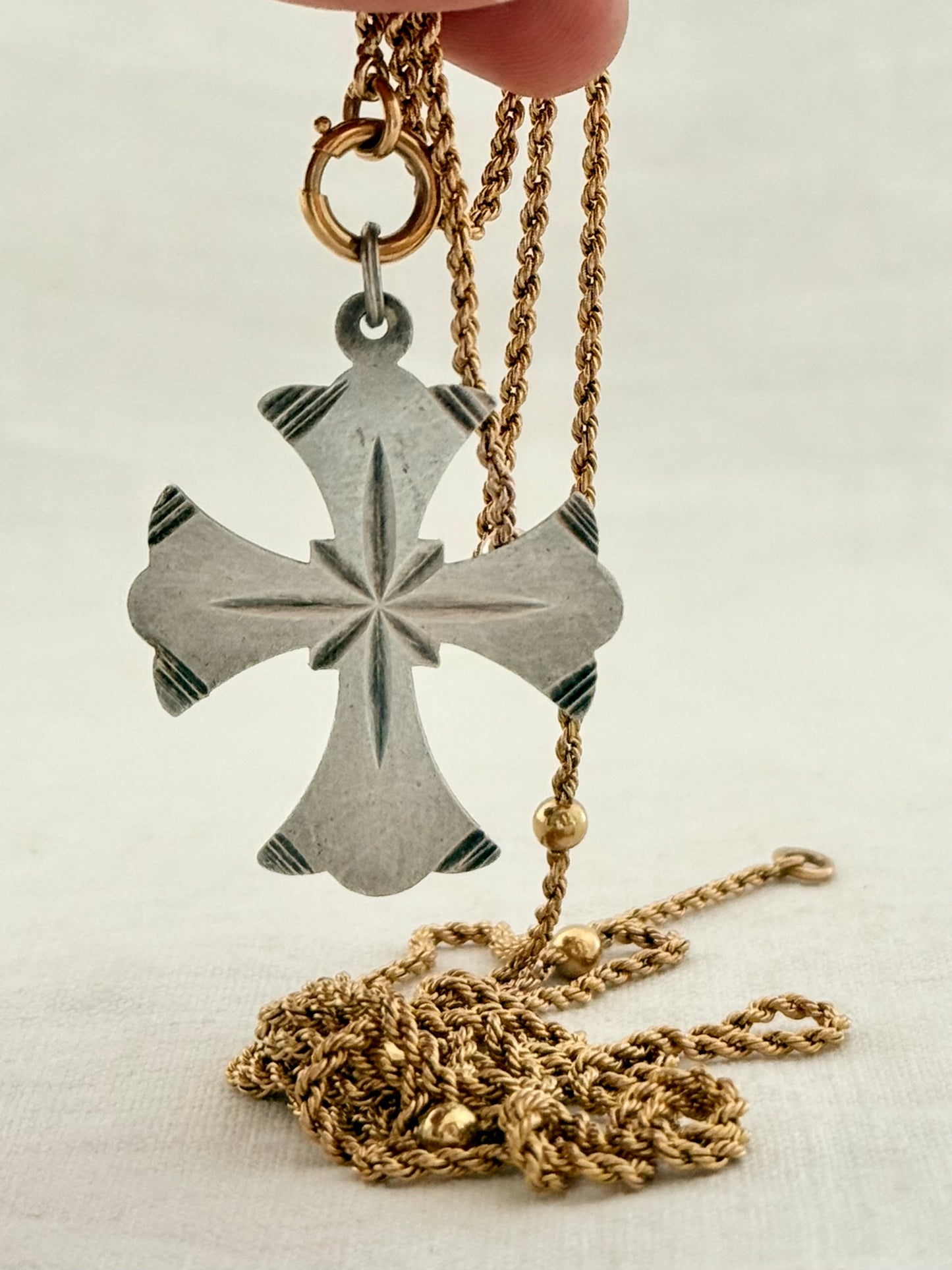 .1970s .950 Patonce Cross quality hand made solid silver modernist vintage large cross religious token pendant.