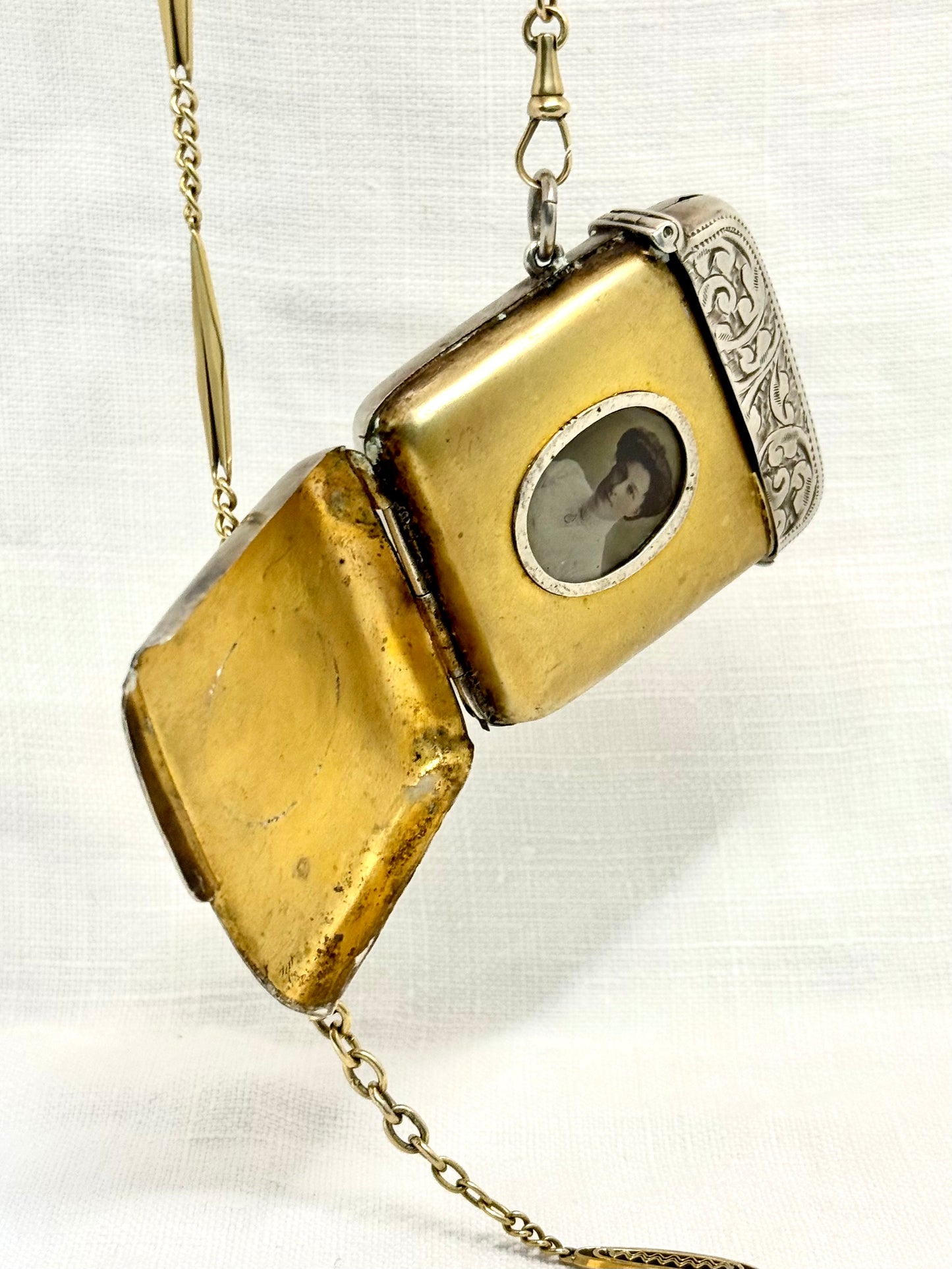 .1901 .925 antique collectors Rare Edwardian Victorian 1901 Sterling Silver Combination Match Vesta Photo frame Locket cheroot case pendant