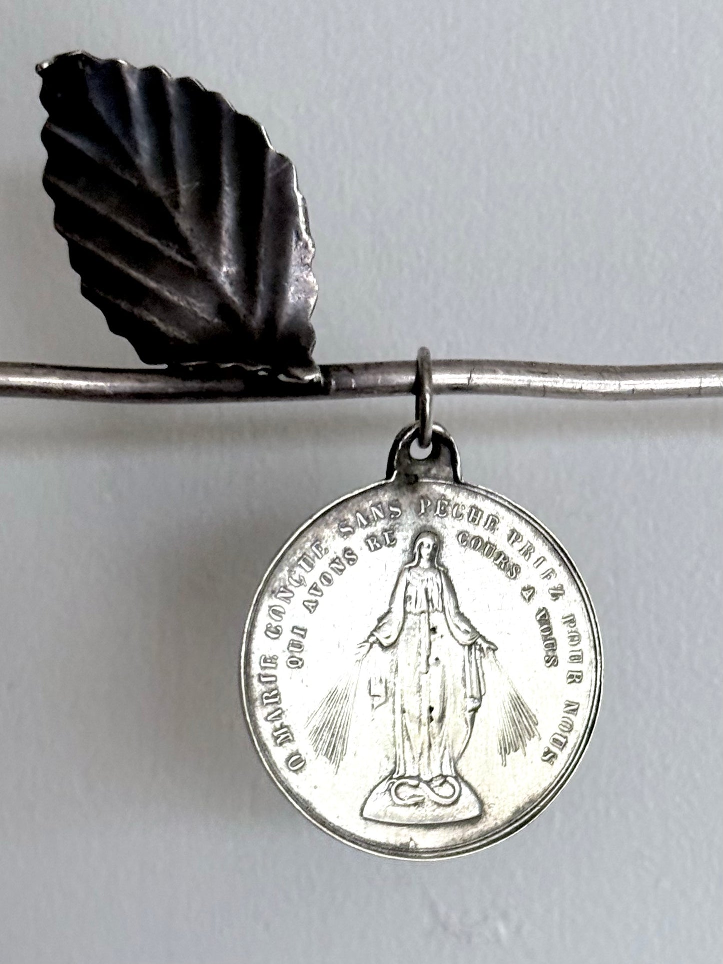 .1800s .1900s French Religious Holy Virgin Mother Mary Roman Catholic solid silver medallion pendant