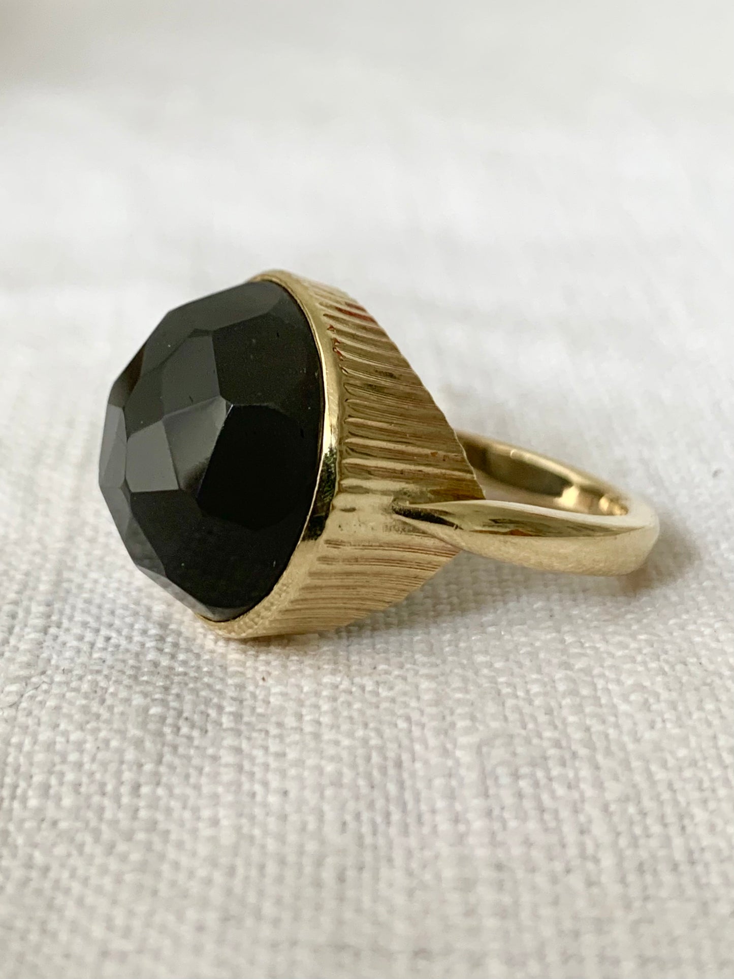 .375 9.88ct Grey Moonstone 9ct gold faceted Grey Moonstone cabochon modernist gold accent cocktail gemstone ring
