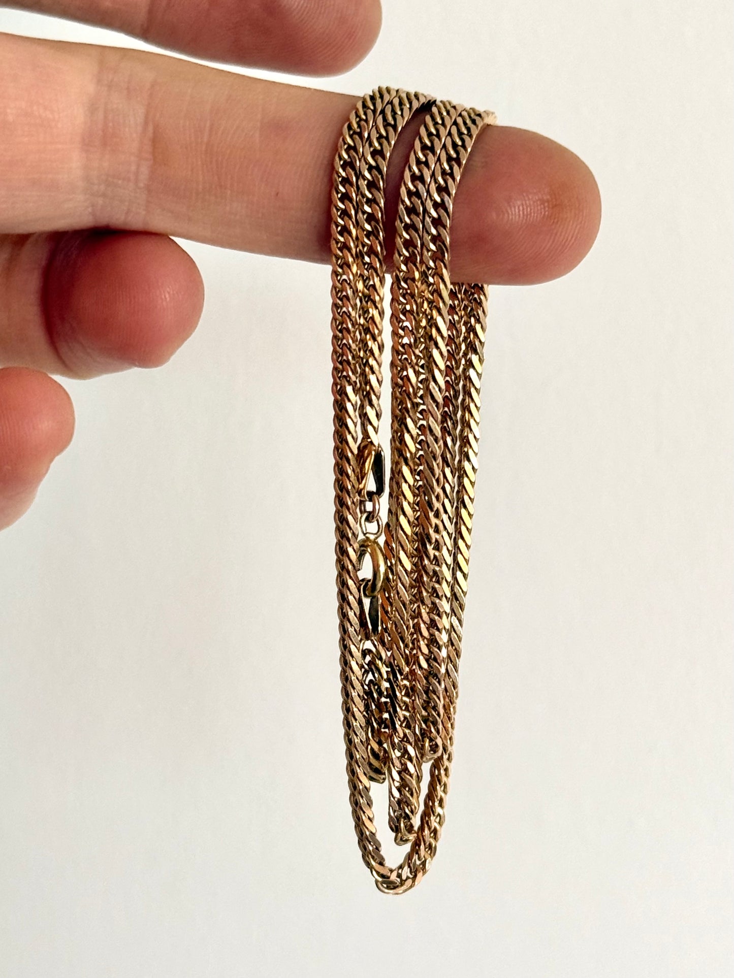 .1970s .375 .9ct gold gorgeous and luxurious flat chunky modernist curb chain 61.5cm long buttery gold chain necklace