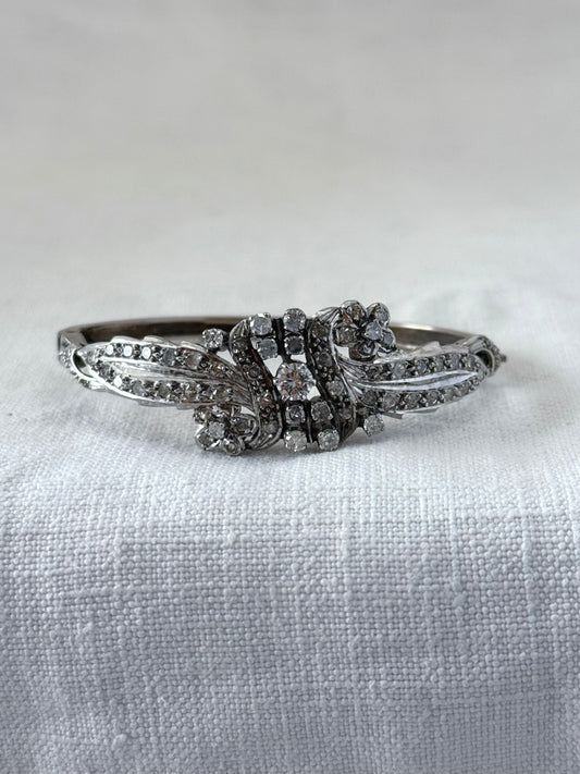 .1920s .2.38ct diamond .9ct white gold Belle Epoque revival clasp bangle
