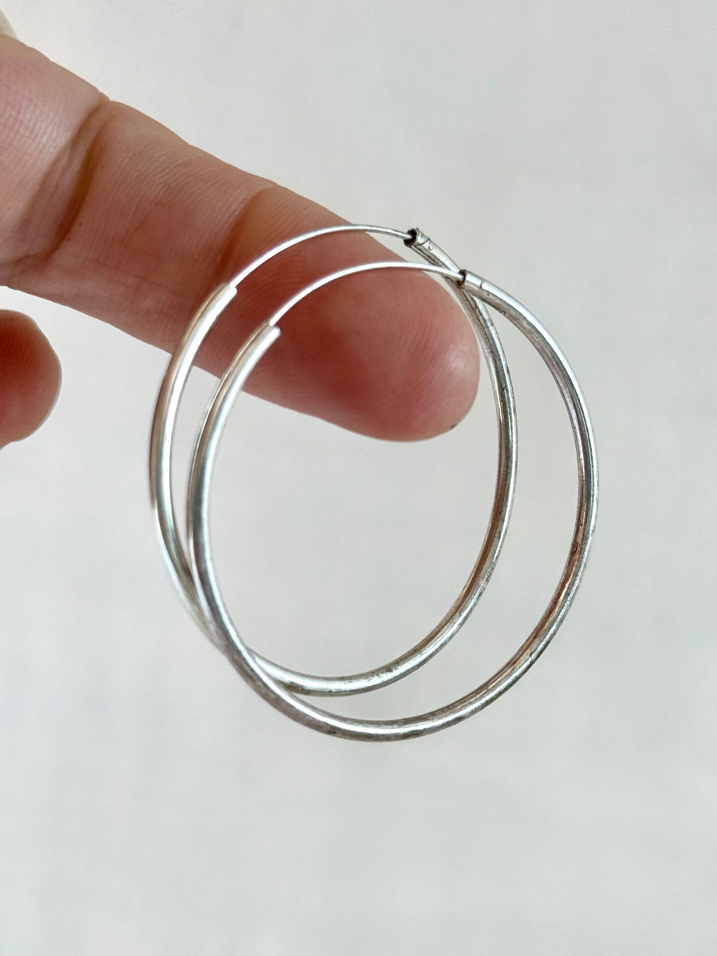 .925 large and gorgeous hollow hoop sterling silver statement circle hoop earrings.
