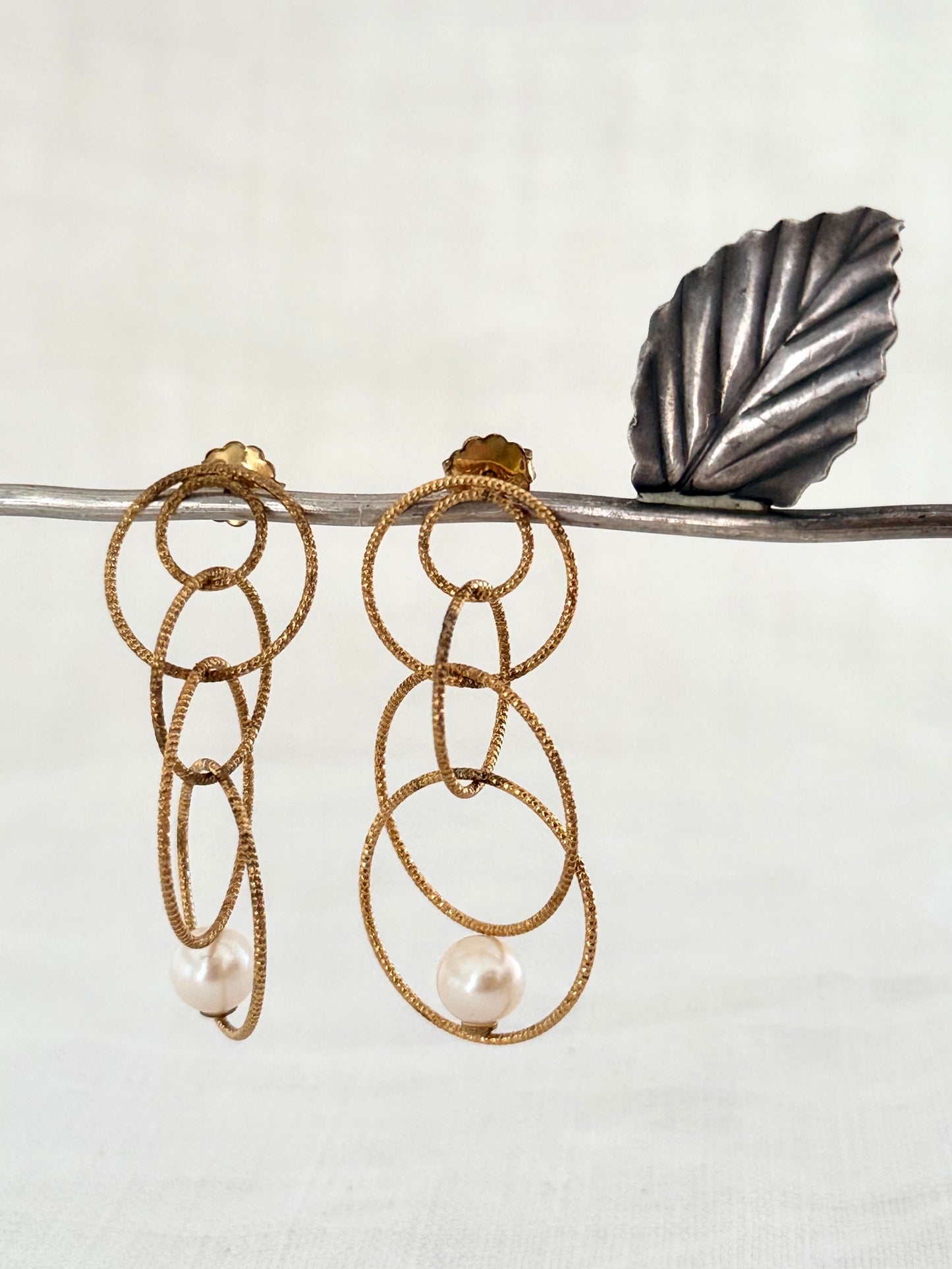 .2000s .925 silver 18ct gold plated CiCi designer Cascade Con Perla drop dangle sway designer old stock new Earrings