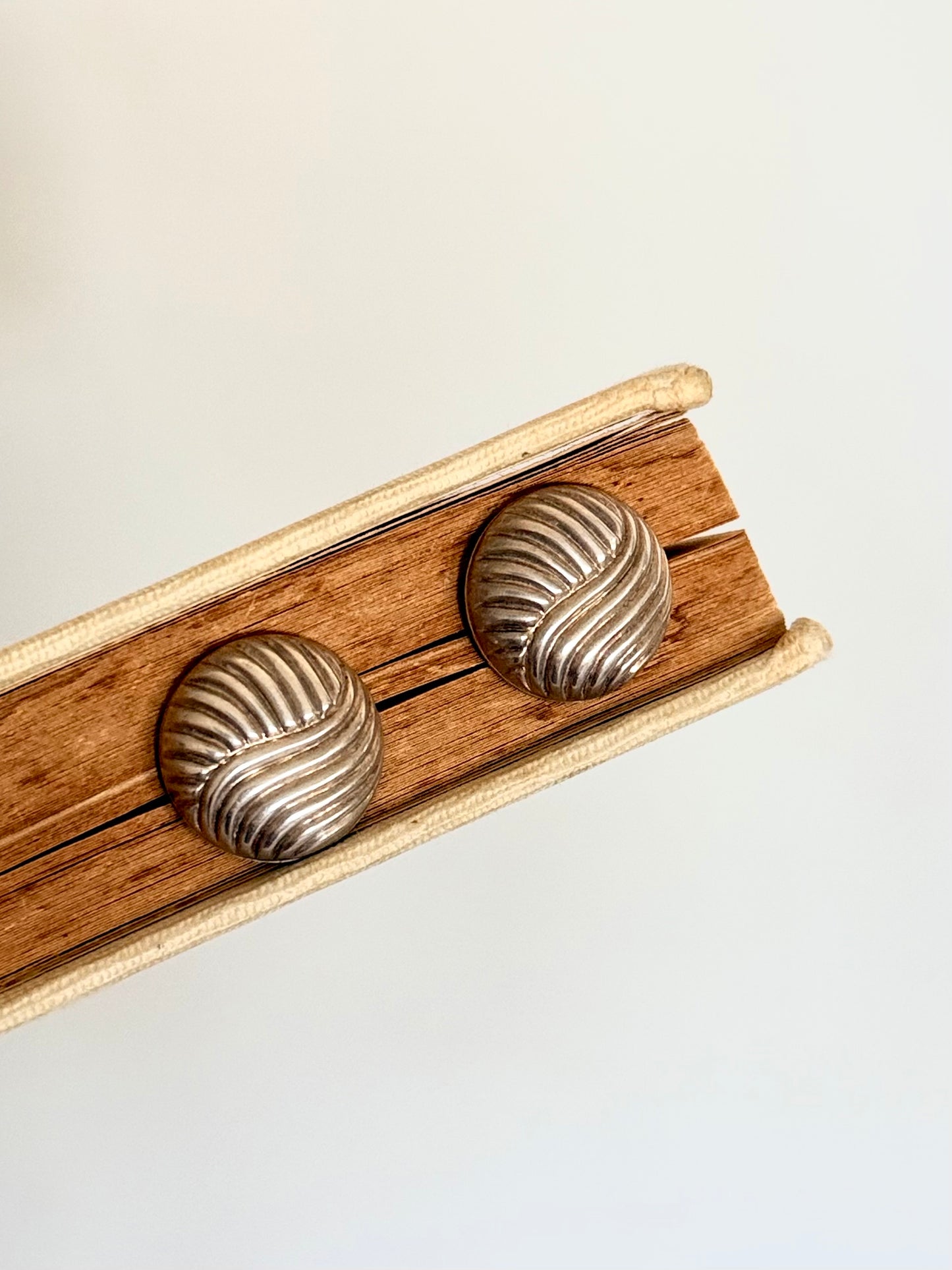 .18mm .1970s .1980s geometric textured .925 silver oversized circle retro sterling silver swirled pattern half round hollow post stud comfort fit statement earrings