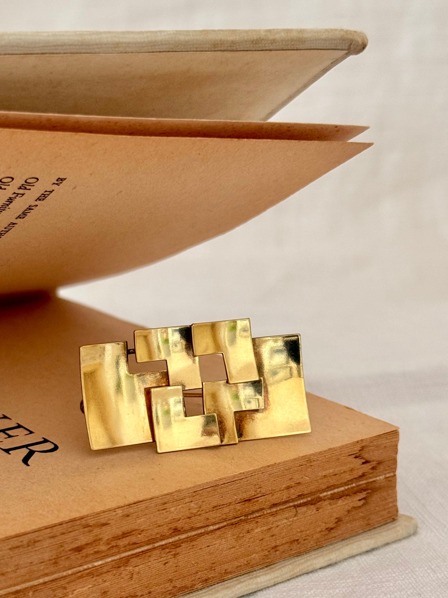 .14ct .1940s .1950s rolled gold designer Art Deco gold geometric rectangular modernist brooch by K&L Kordes & Lichtenfels German design team
