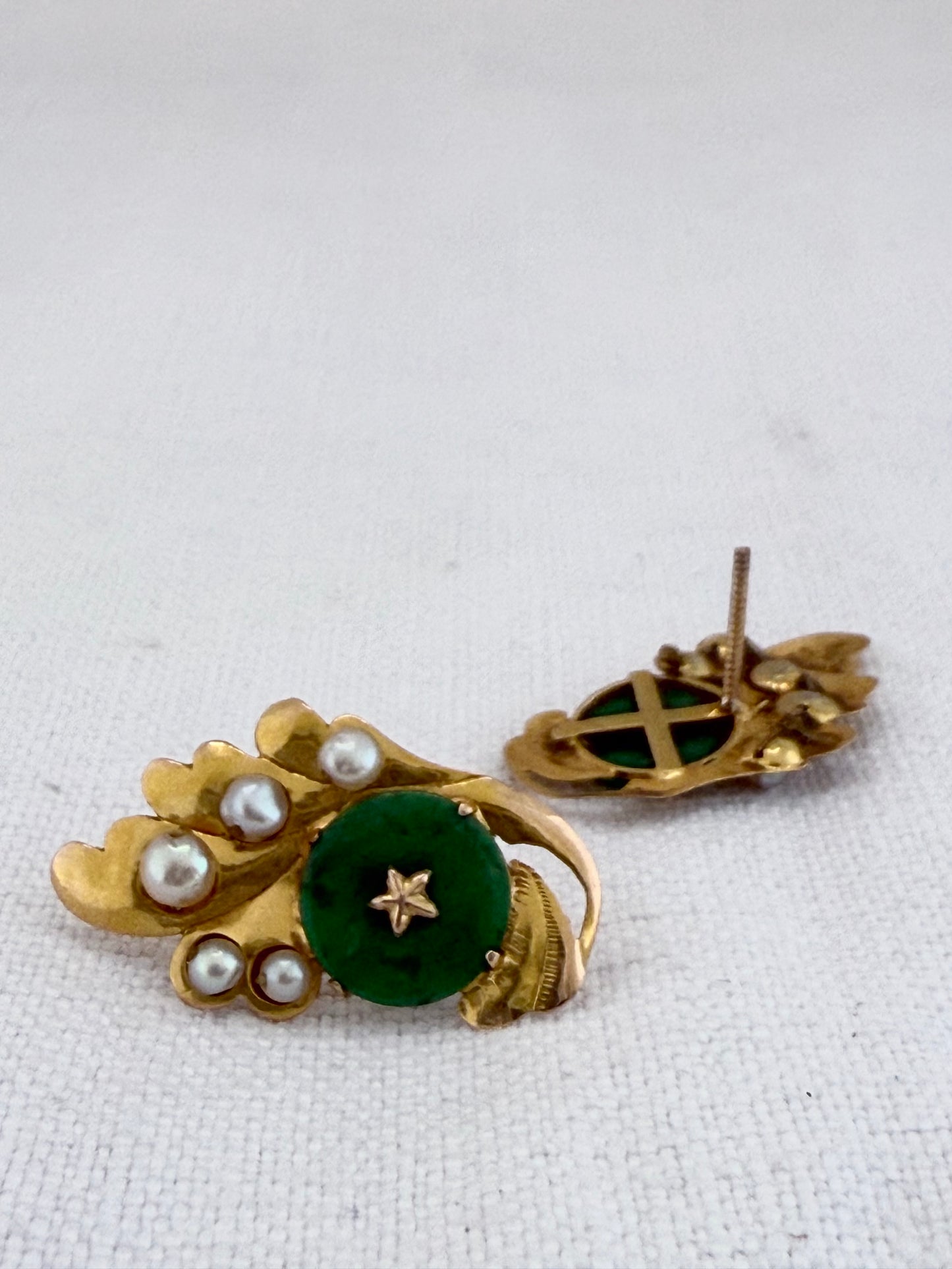 .14ct .1920s Apple Green Art Deco era Chinese Jade and pearl high yellow carat gold leaf earring with Apple green Jadeite star set seed pearl Chinese 1920s era antique high carat gold post stud earrings